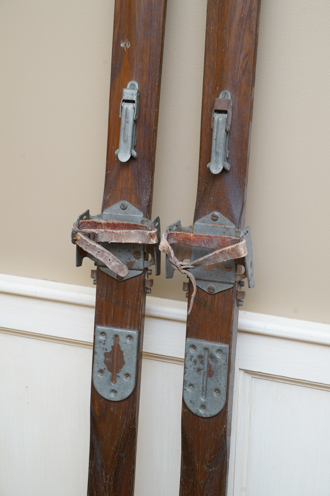 Vintage Wooden C.A. Lund "Record" Skis