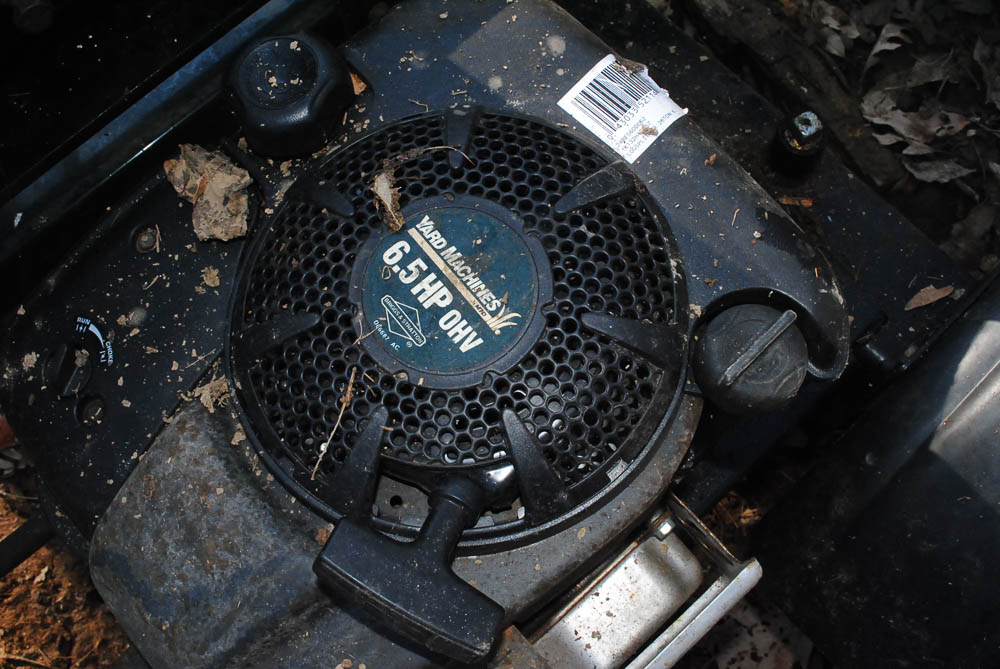 "Yard Machines" by MTD 6.5 HP 26 Ton Log Splitter