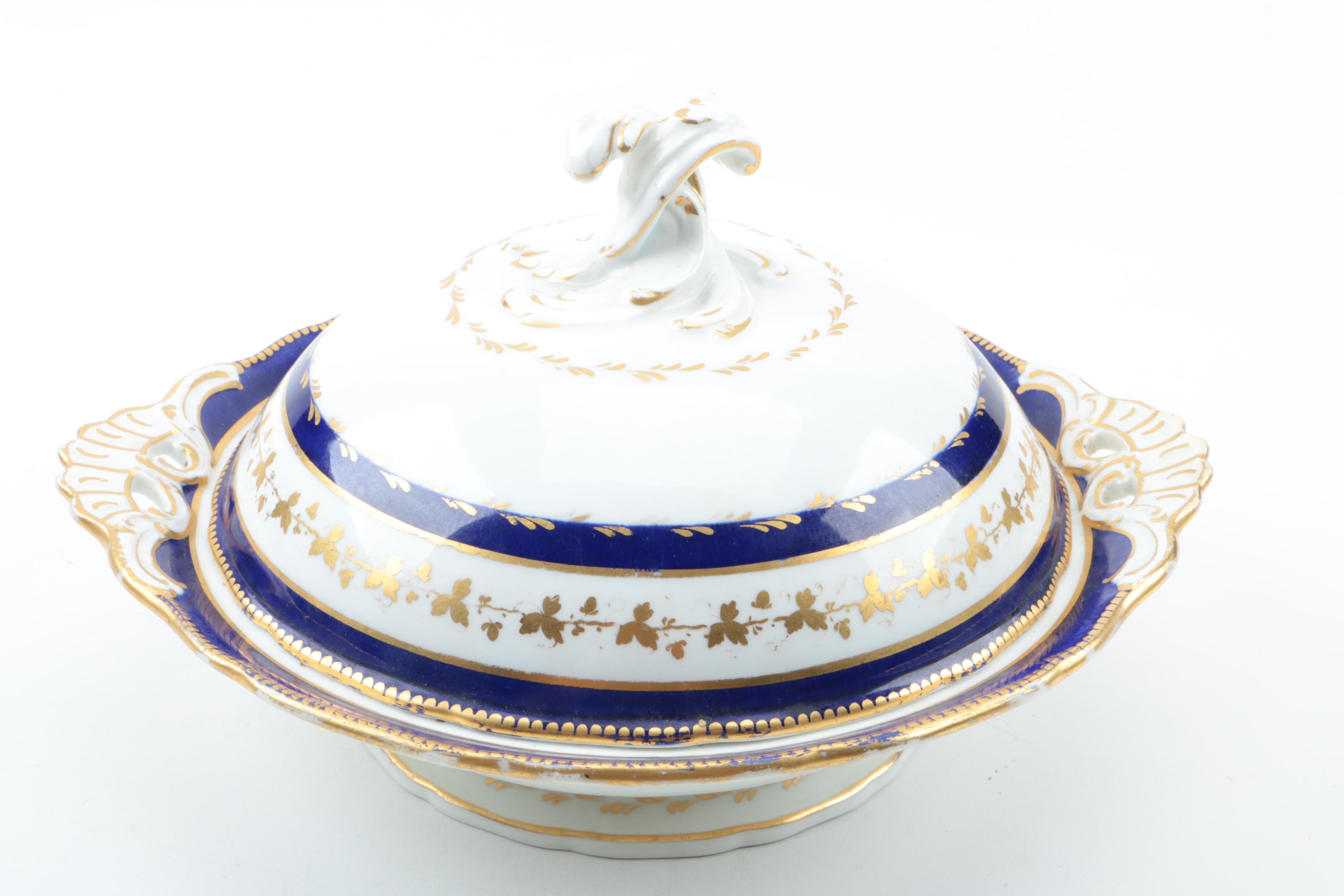 Antique Flight Period Worcester and Davenport Staffordshire Porcelain Serveware