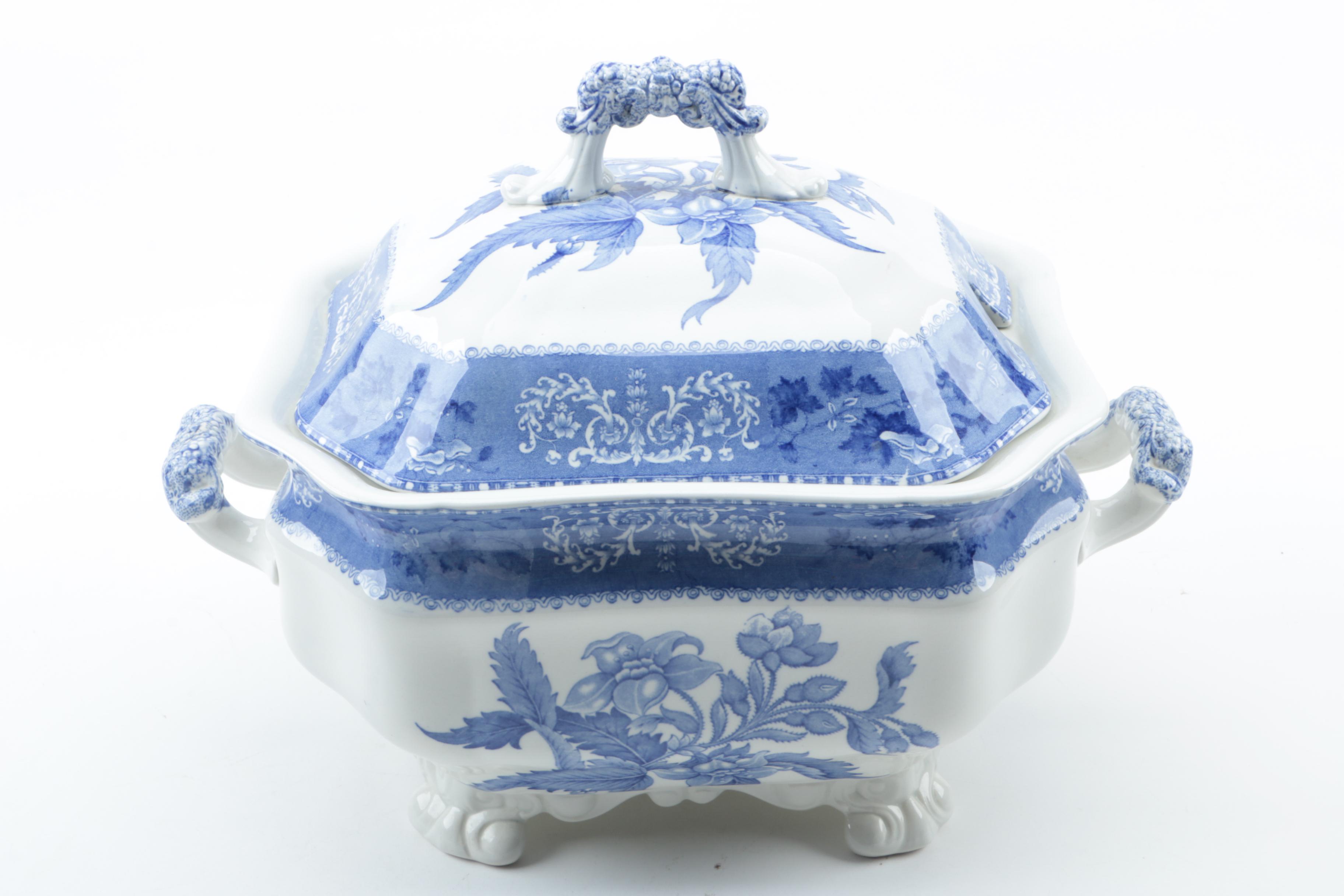 Vintage Spode "Camilla" Earthenware Tureen