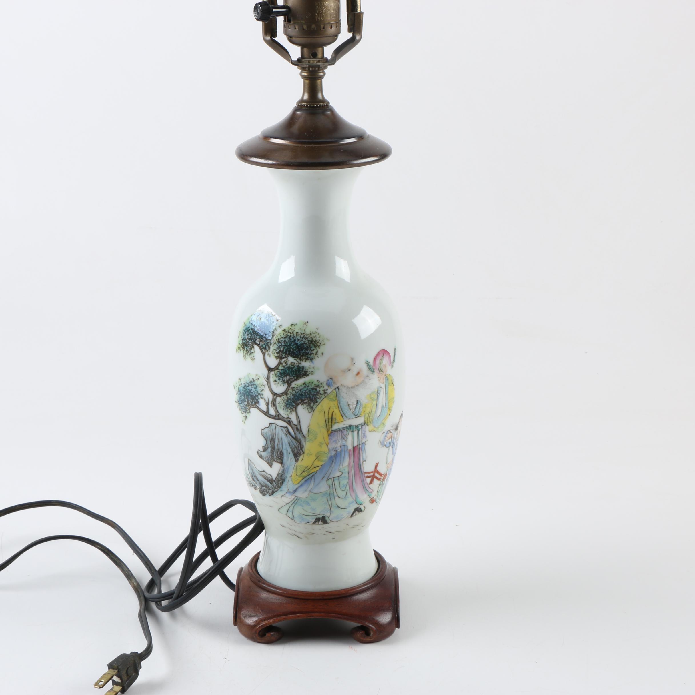Chinese Ceramic Table Lamp
