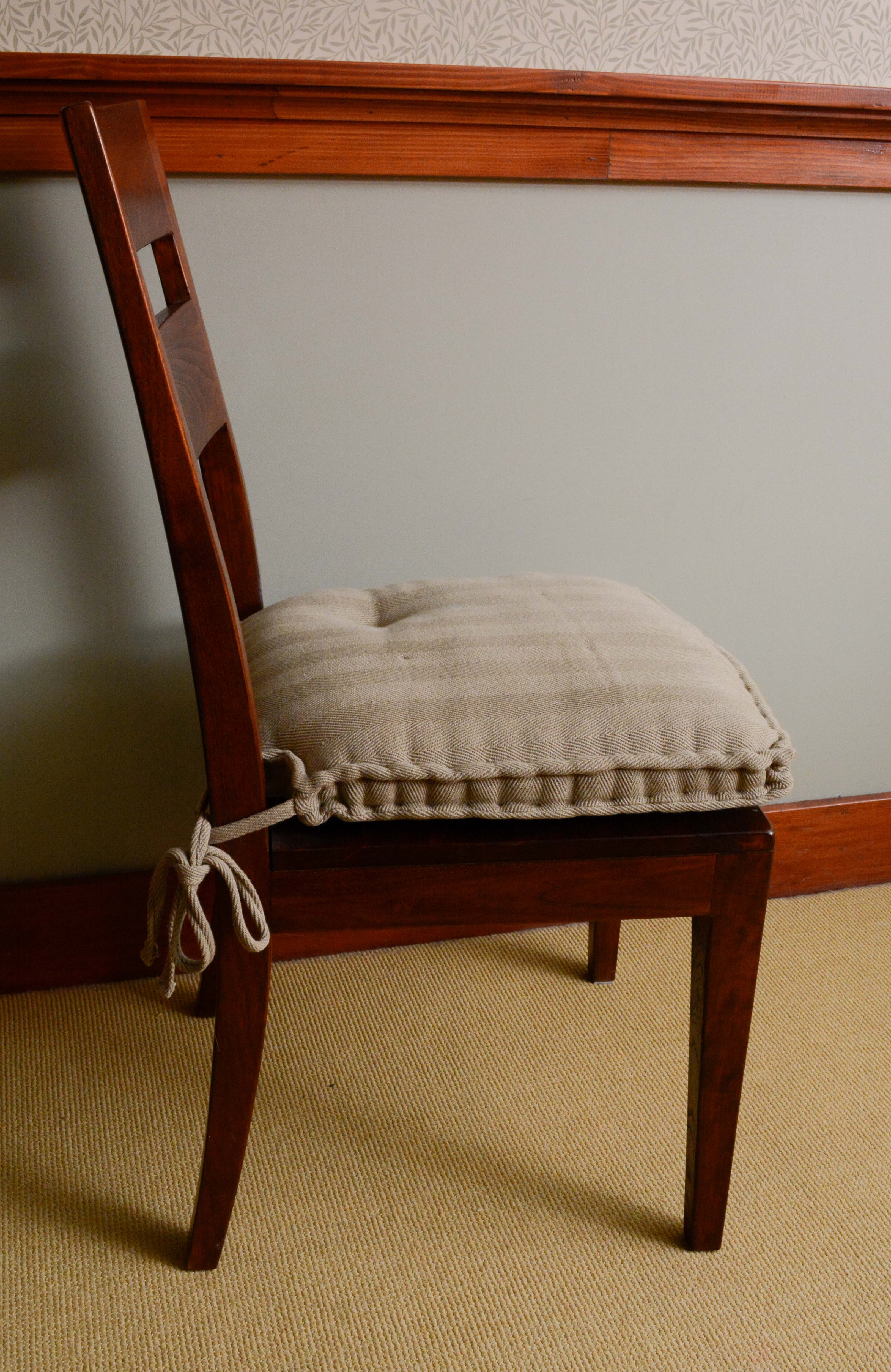 Crate & Barrel Rustic Mango Wood Farm Table & Side Chairs