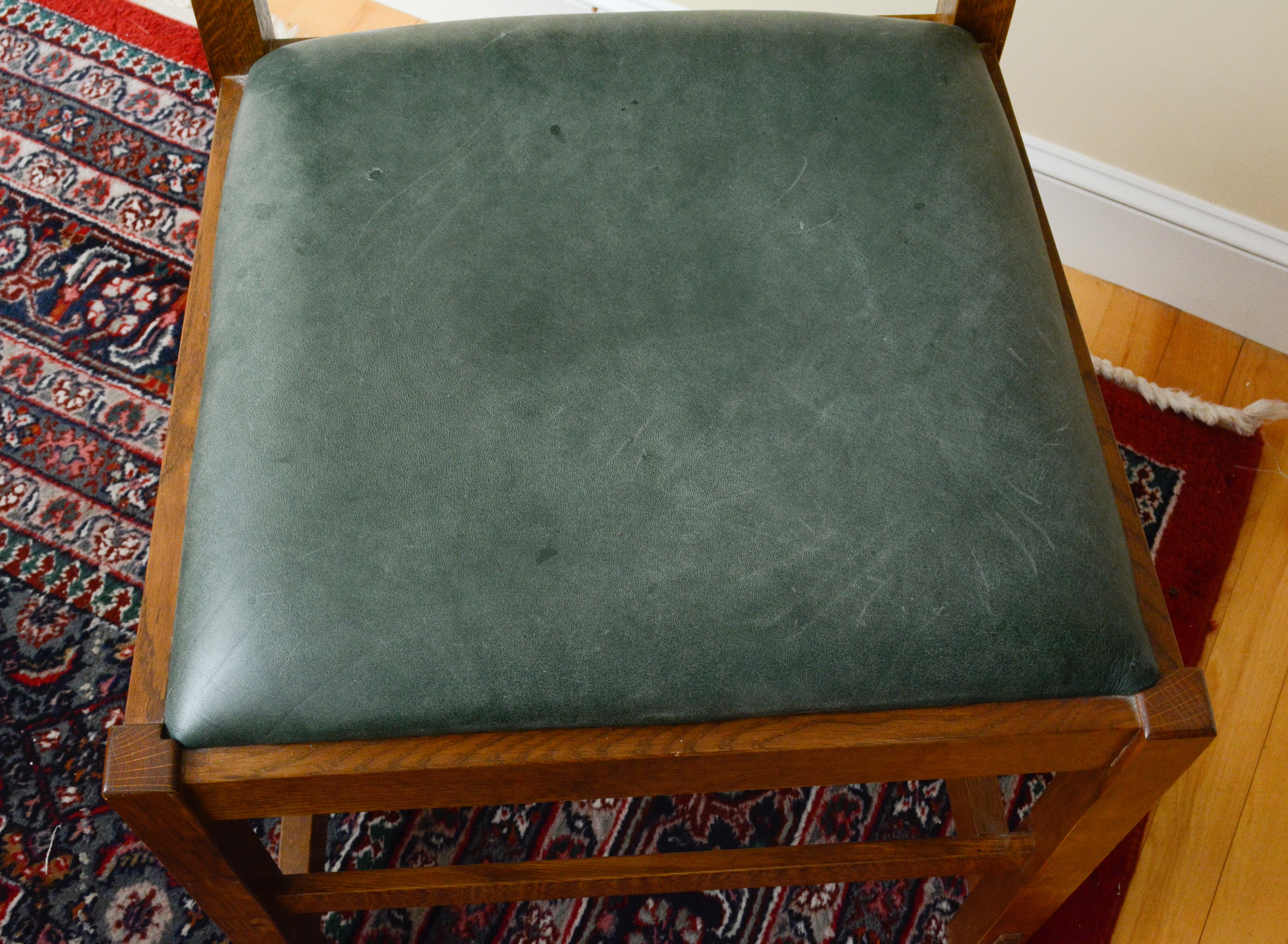 Stickley Mission Style Oak Dining Table and Leather Upholstered Side Chairs