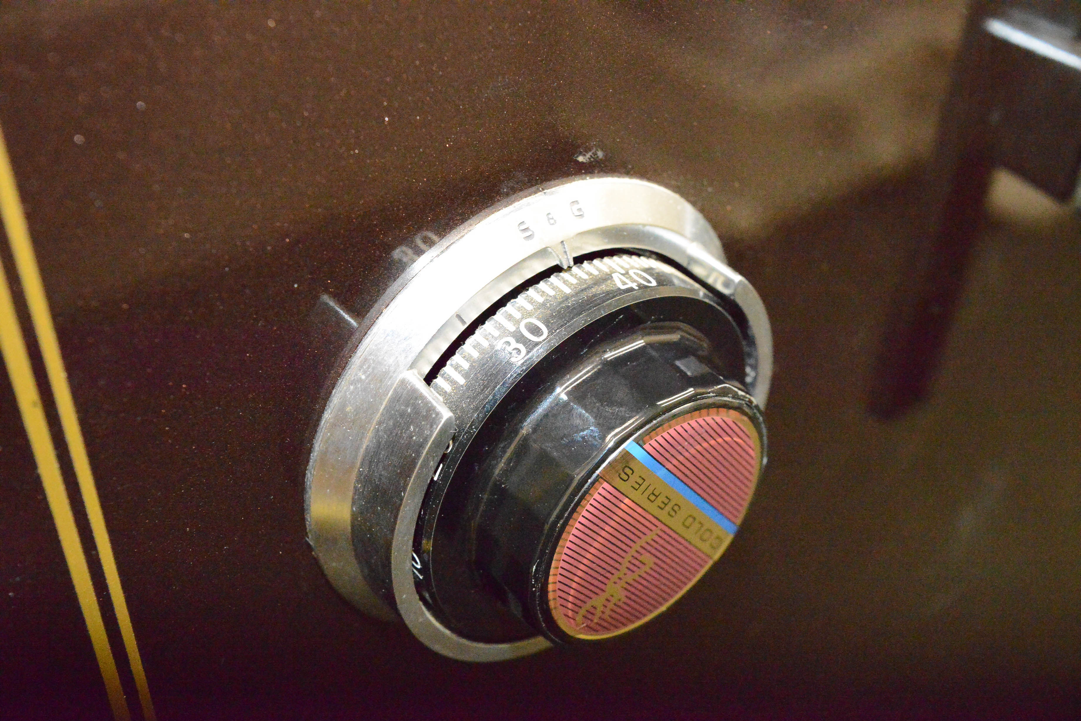 Vintage "Gold Series" Gun and Valuables Safe by Browning ProSteel