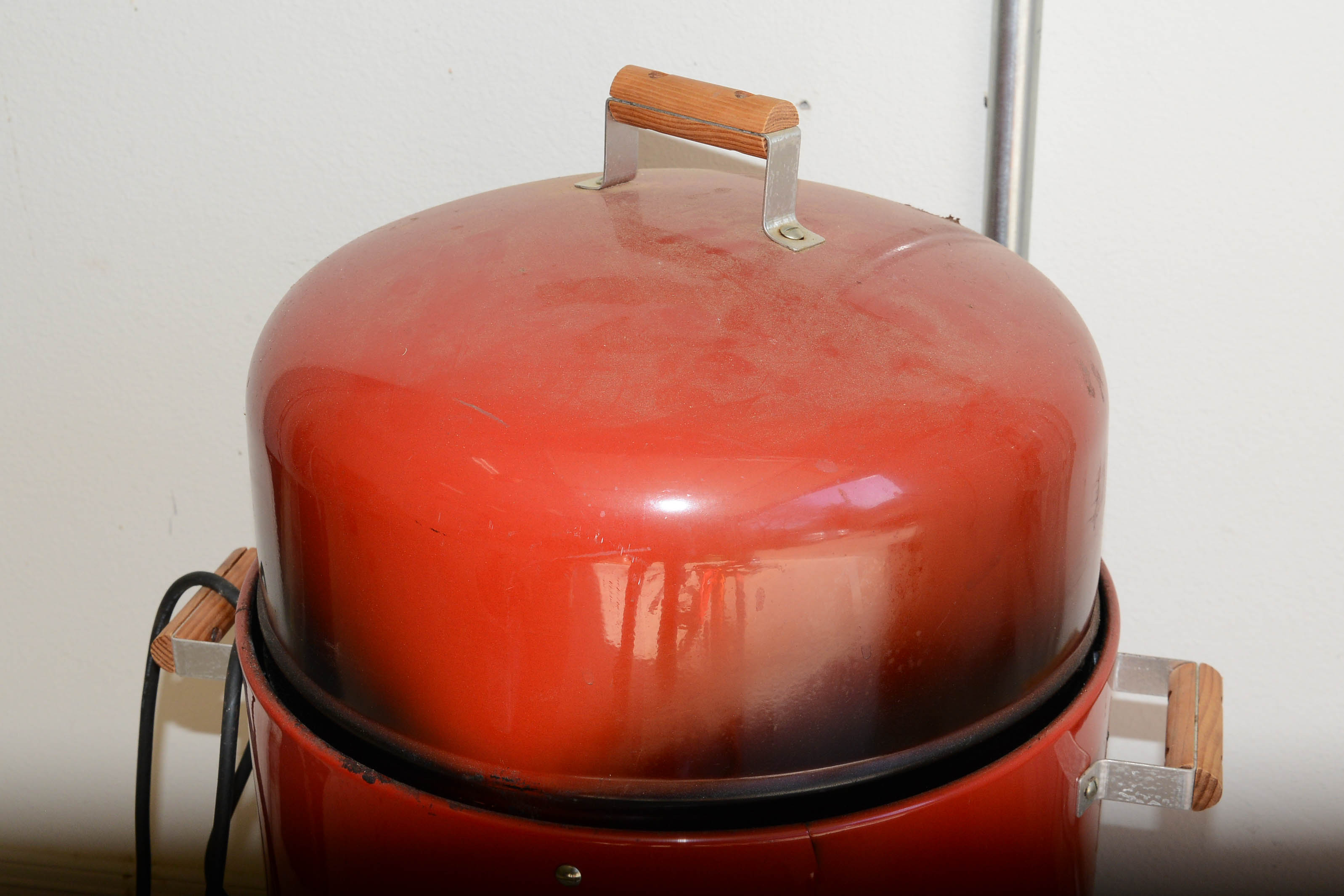 Brinkmann Gourmet Electric Smoker and Grill