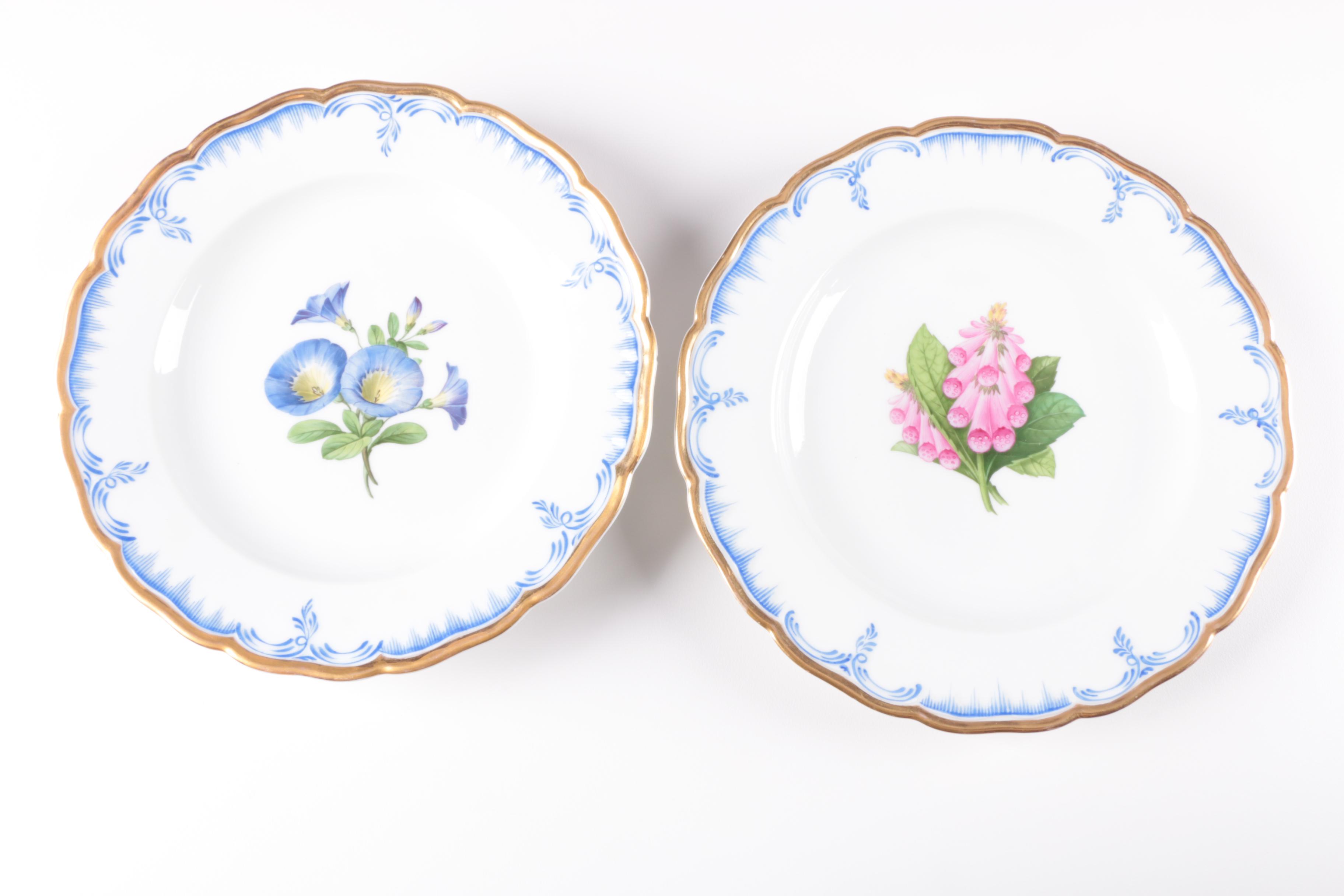 Königliche Porzellan Manufaktur Porcelain Shallow Bowls