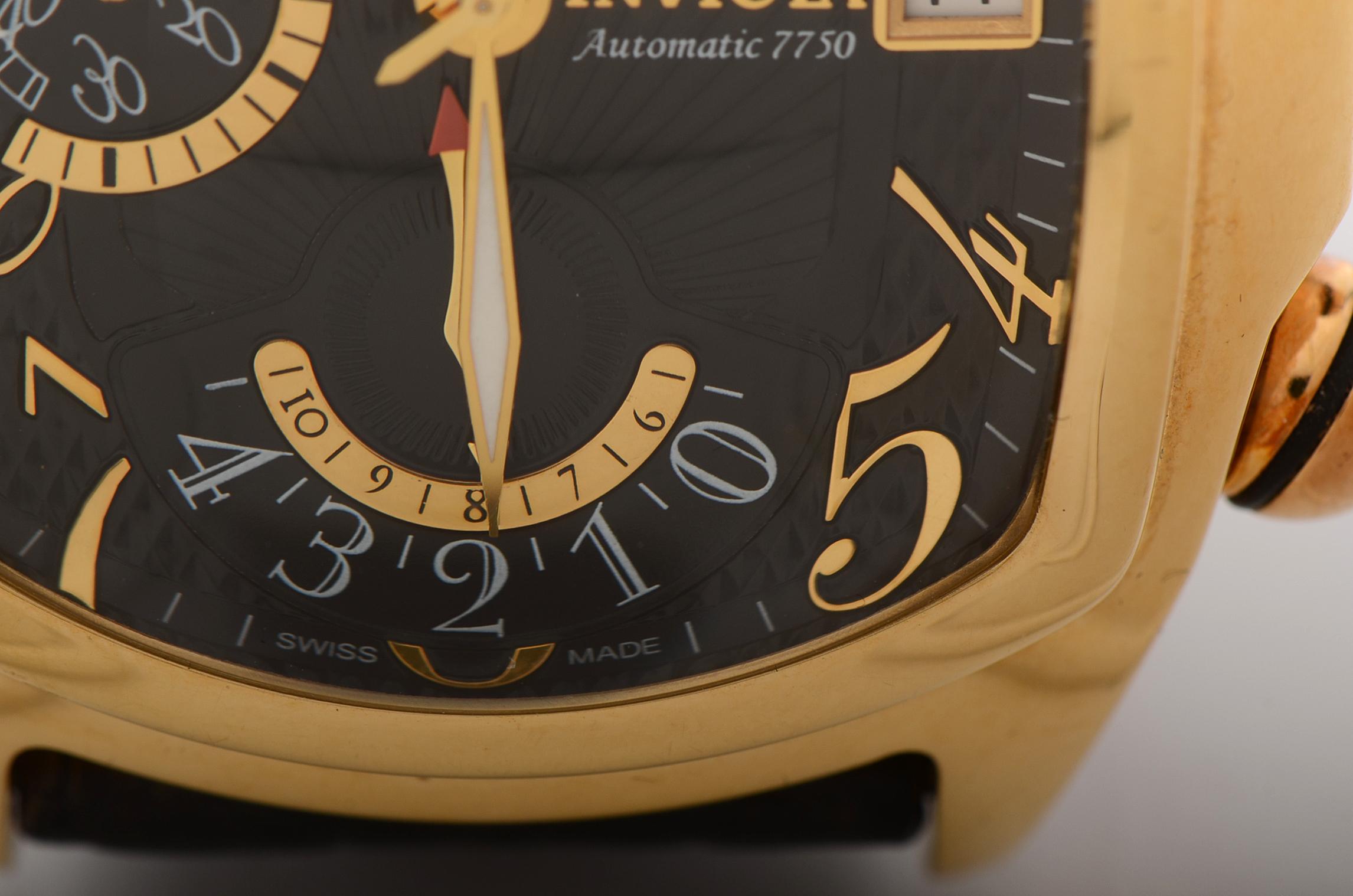 18K Yellow Gold Invicta Dragon Lupah Automatic