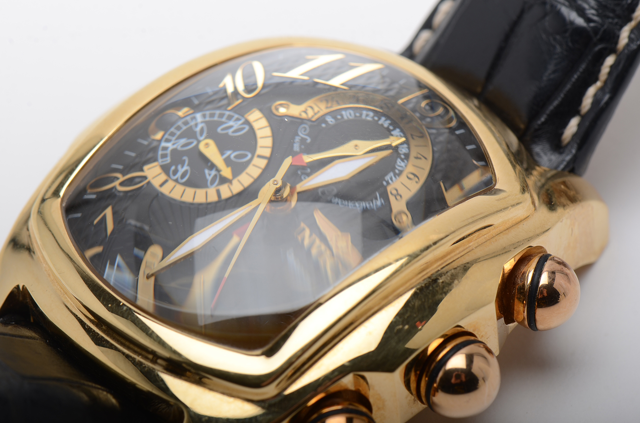 18K Yellow Gold Invicta Dragon Lupah Automatic