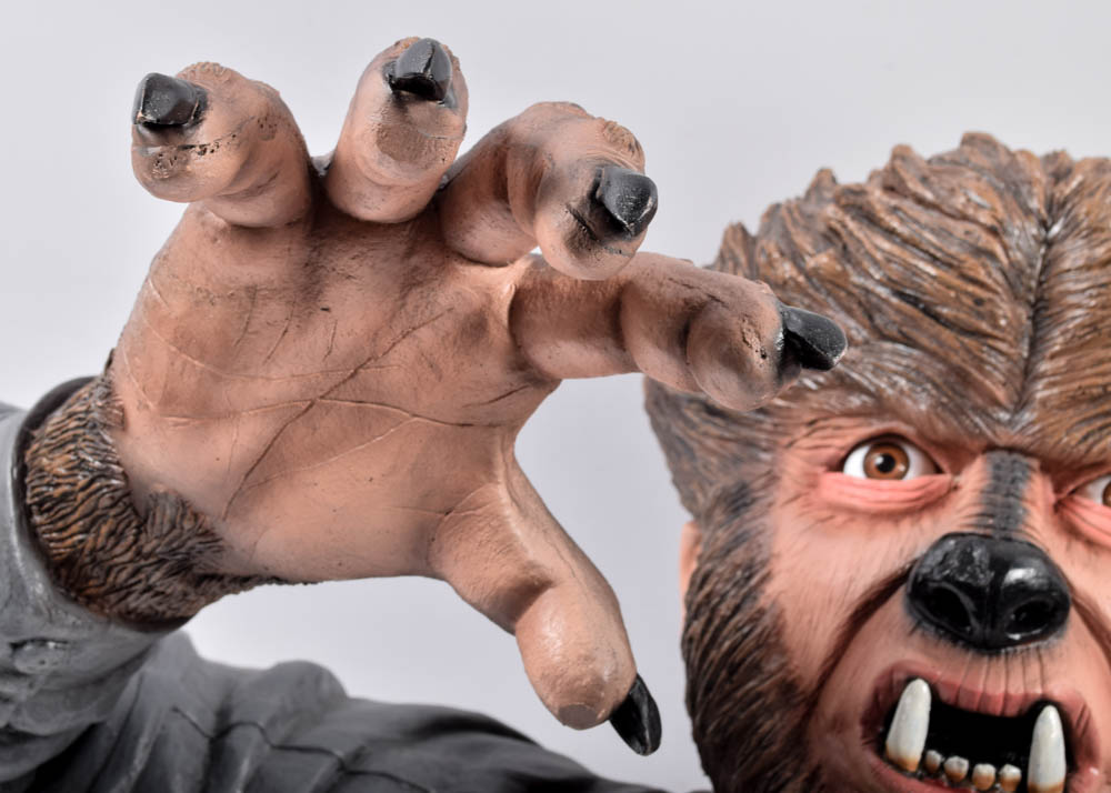 Classic Horror Film "Grave Walker" Decorations