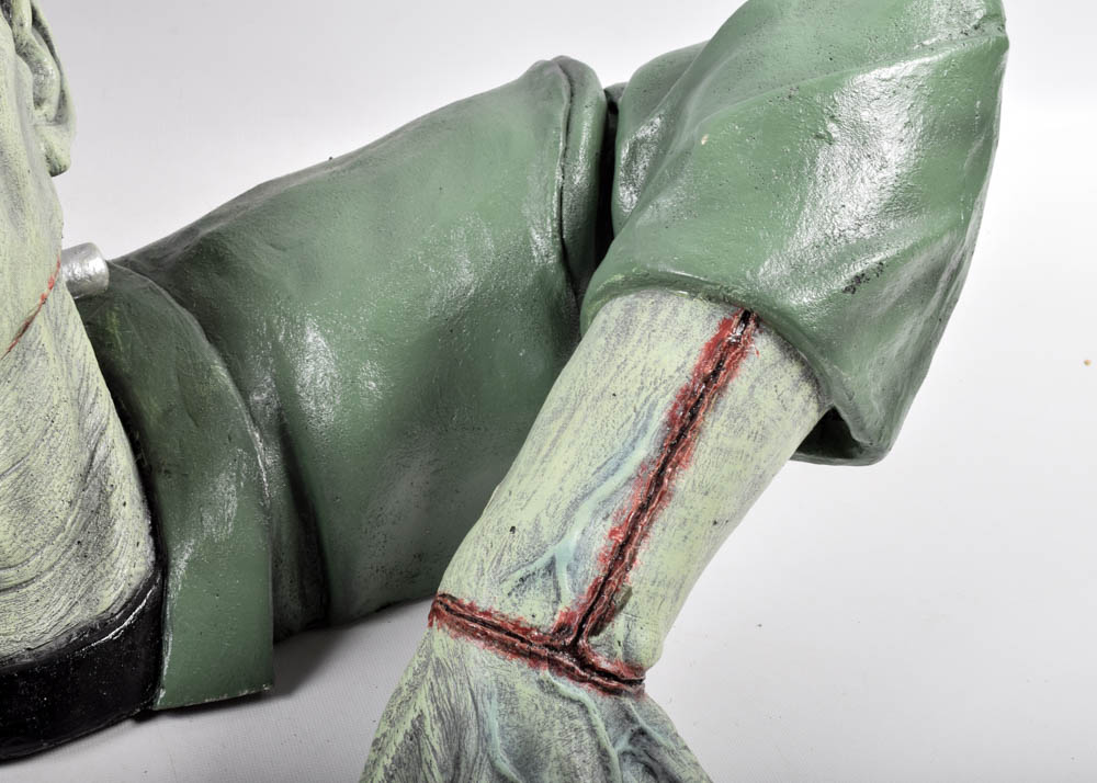 Classic Horror Film "Grave Walker" Decorations