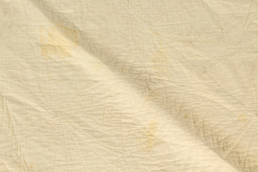 Vintage Handcrafted "Grandmother's Fan" Quilt