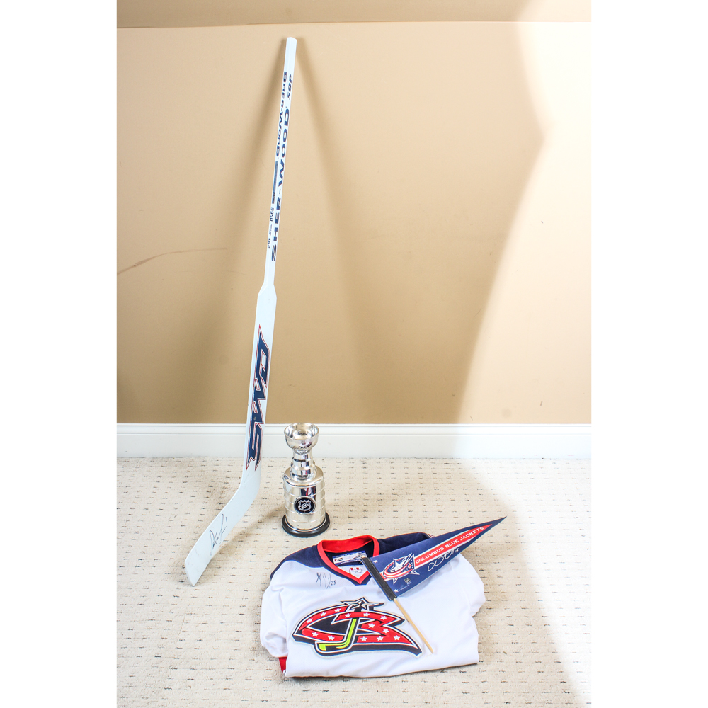 Eddie George Autographed Ohio State Buckeyes Jersey in Display Case