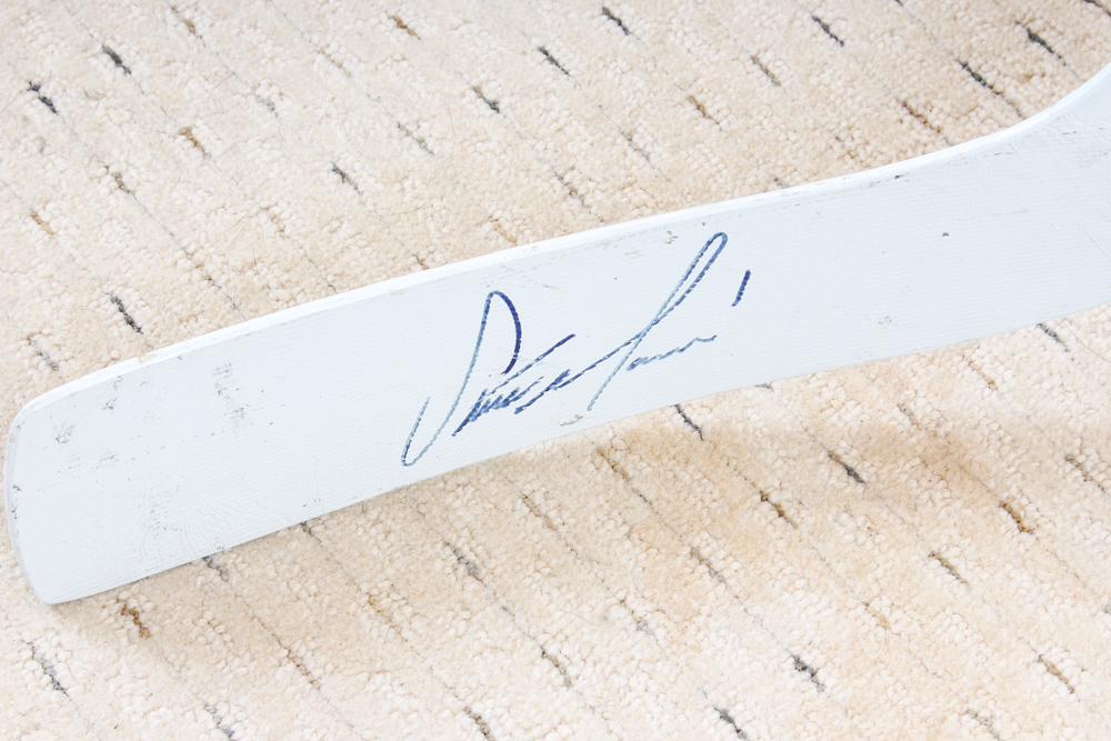 Eddie George Autographed Ohio State Buckeyes Jersey in Display Case