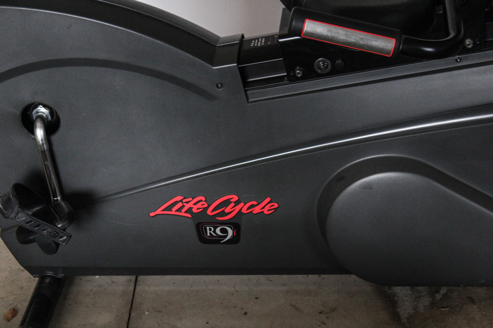 Life Fitness "Life Cycle R9" Stationary Bike