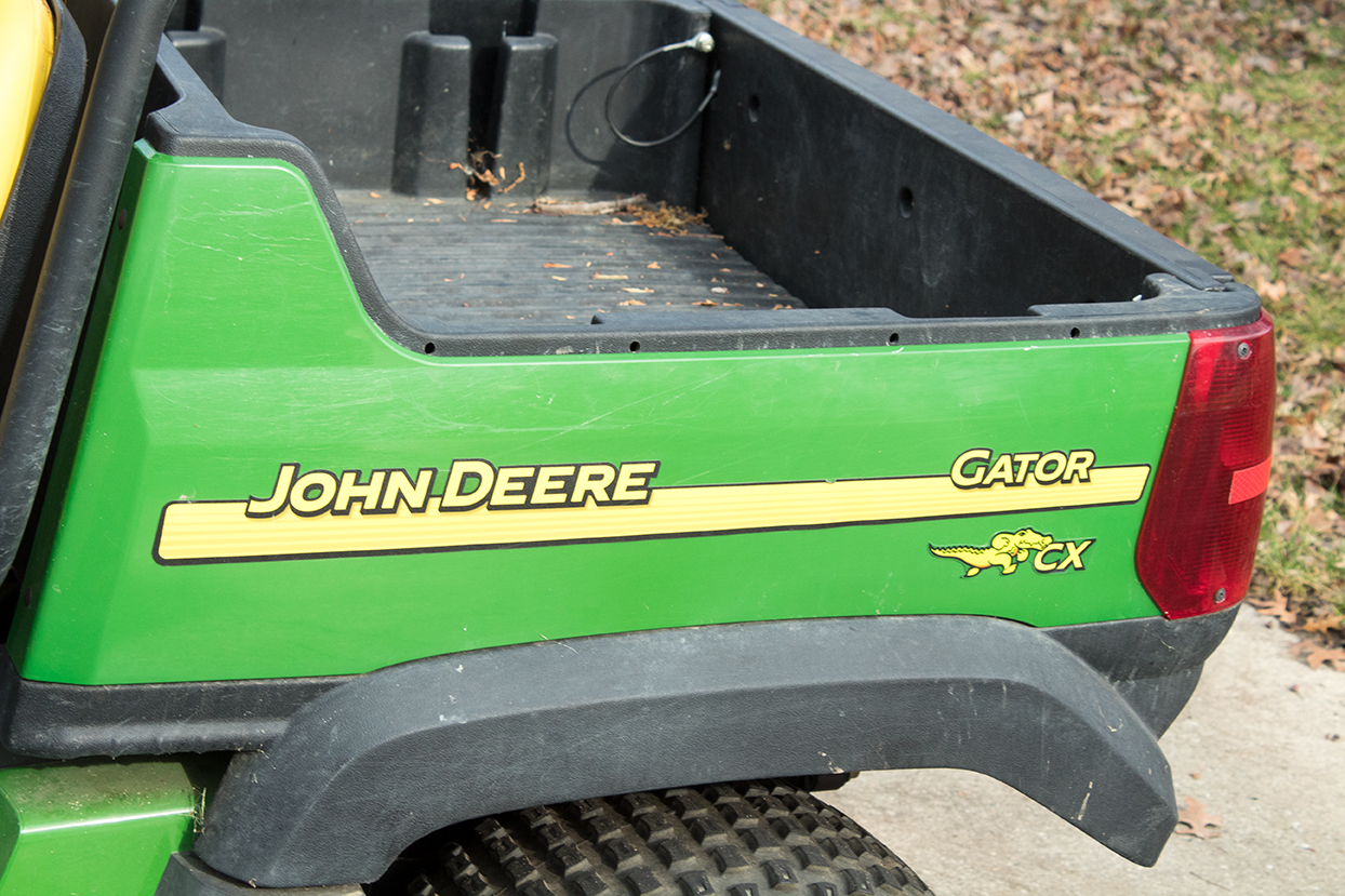 John Deere Gator CX Compact Utility Vehicle