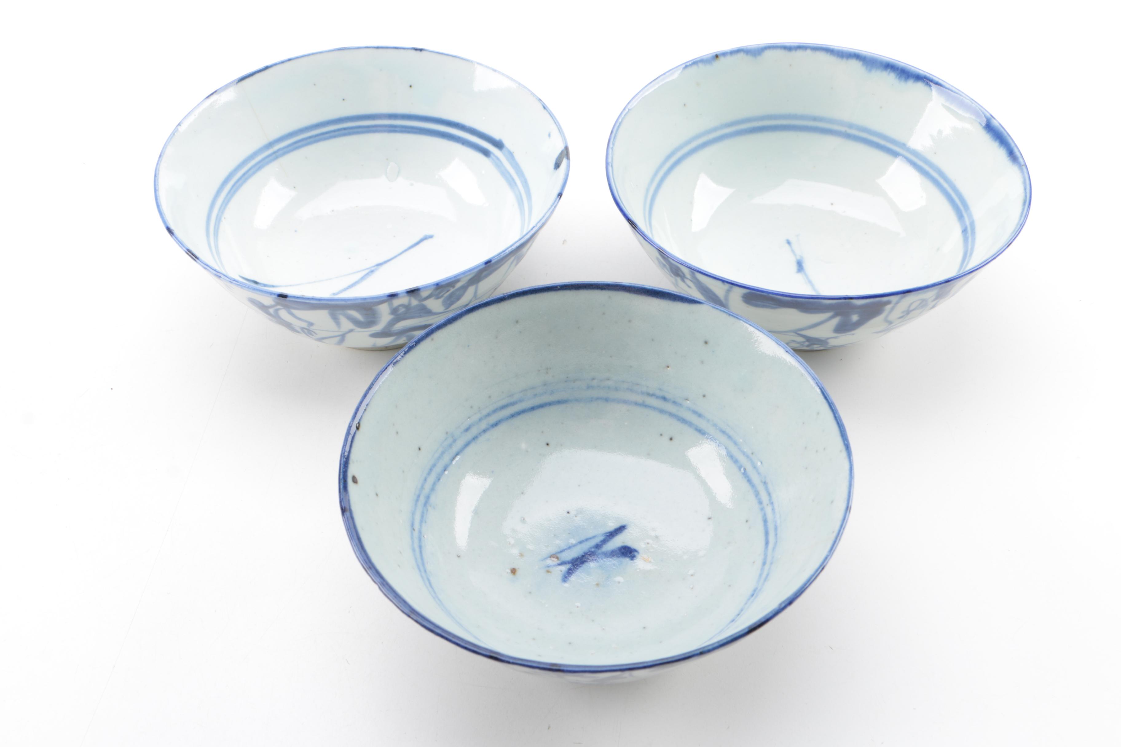 Hand-painted Chinese Porcelain Bowls