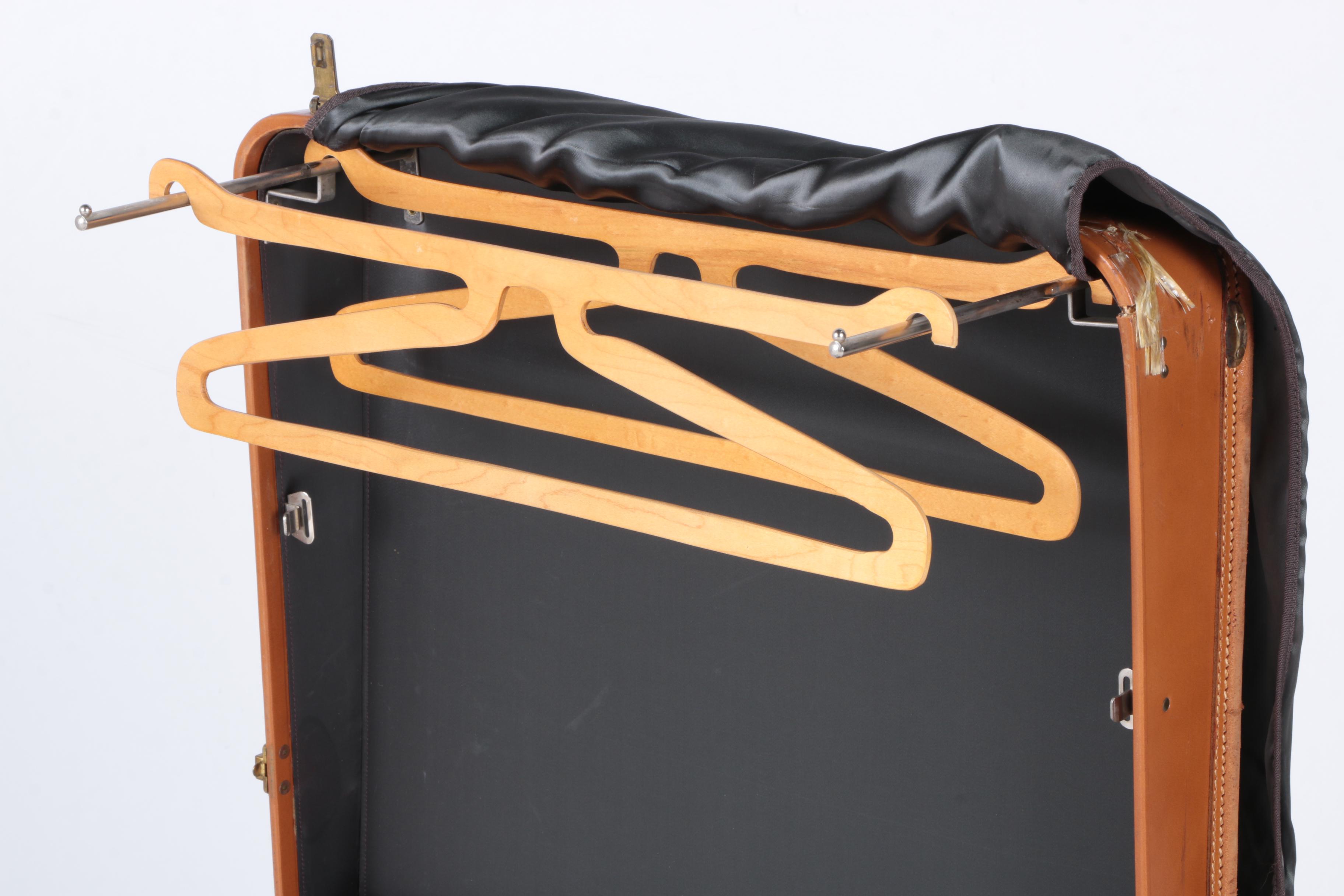 Vintage Amelia Earhart Luggage Set