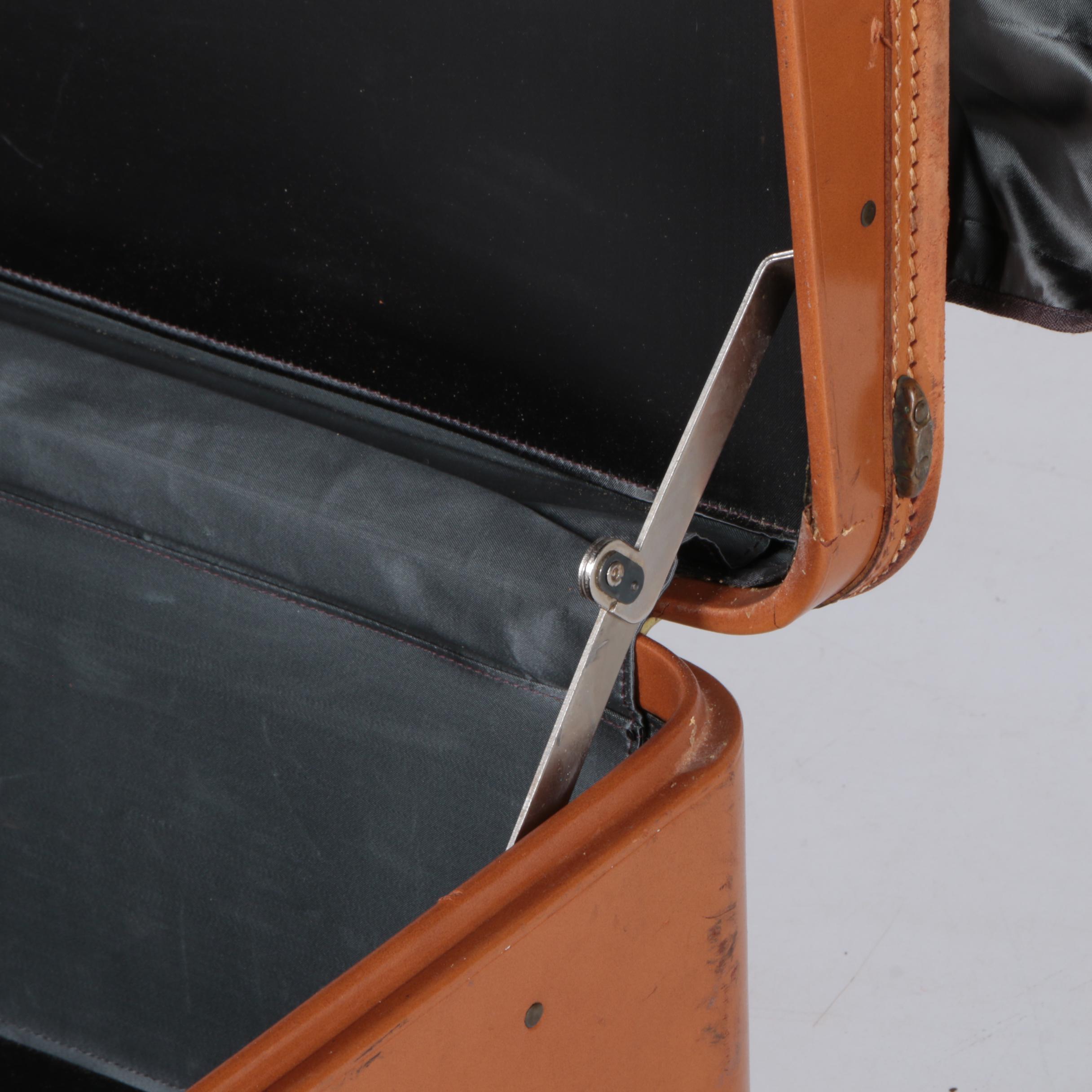 Vintage Amelia Earhart Luggage Set