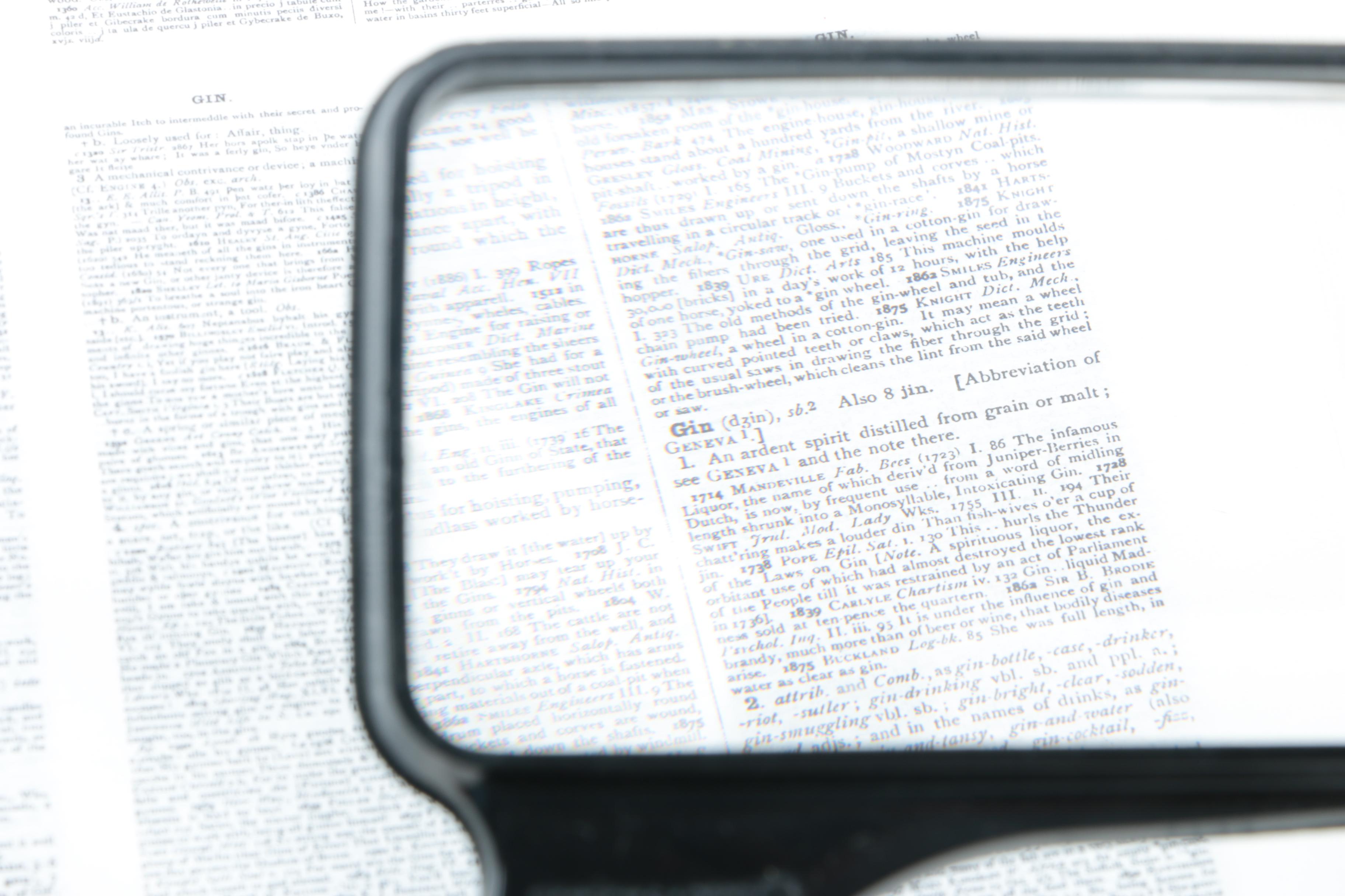 1971 "Compact Edition of the Oxford English Dictionary" Box Set with Magnifier