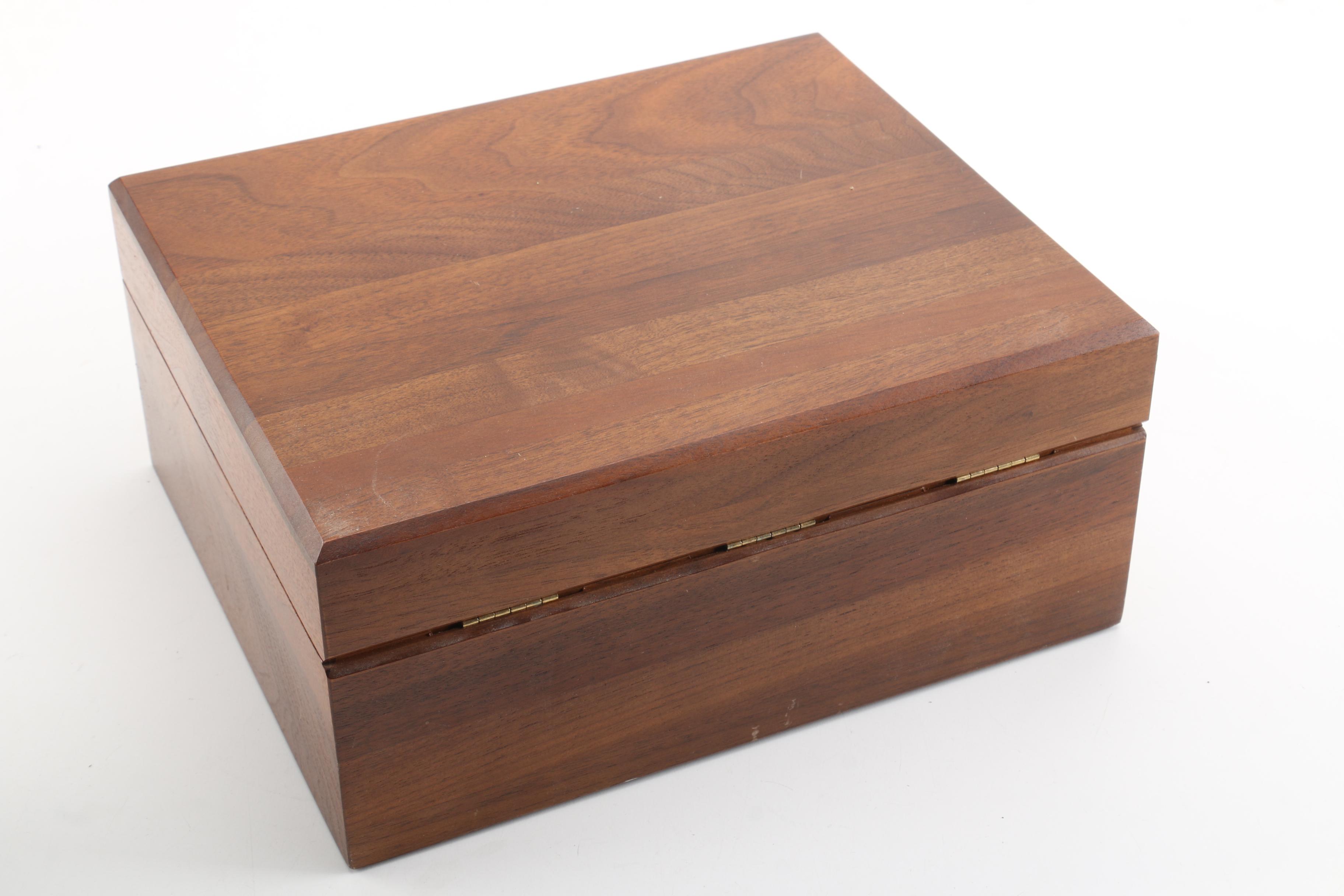 Wooden Humidor with Accessories