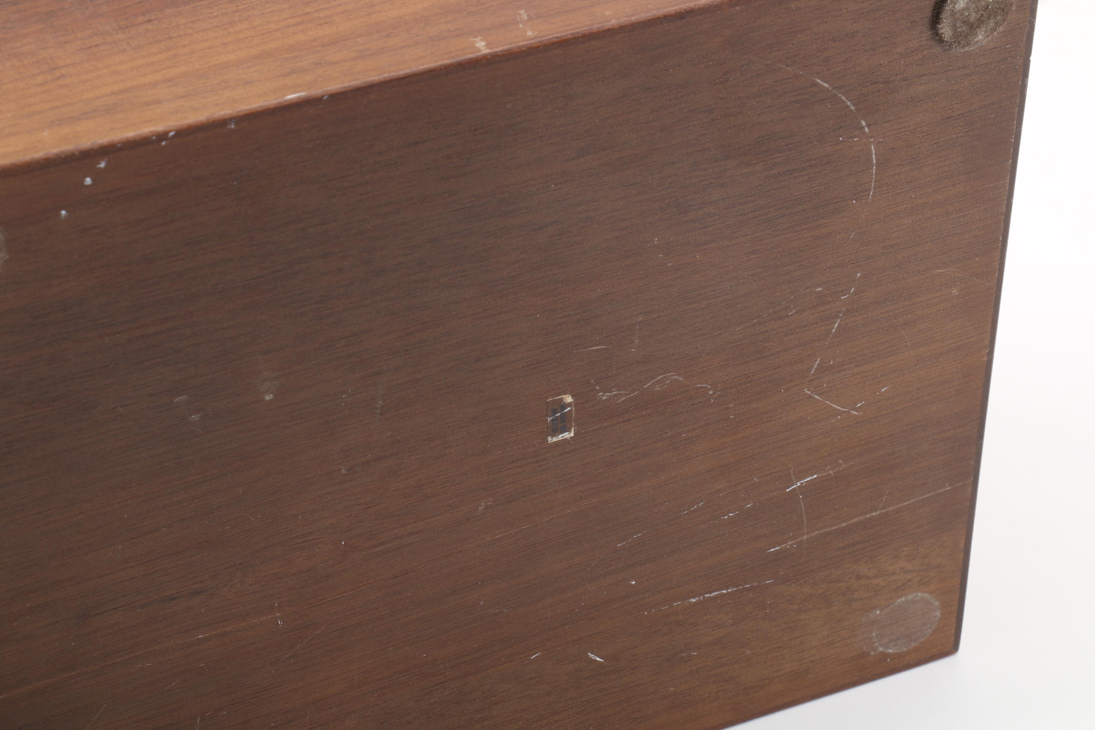 Wooden Humidor with Accessories