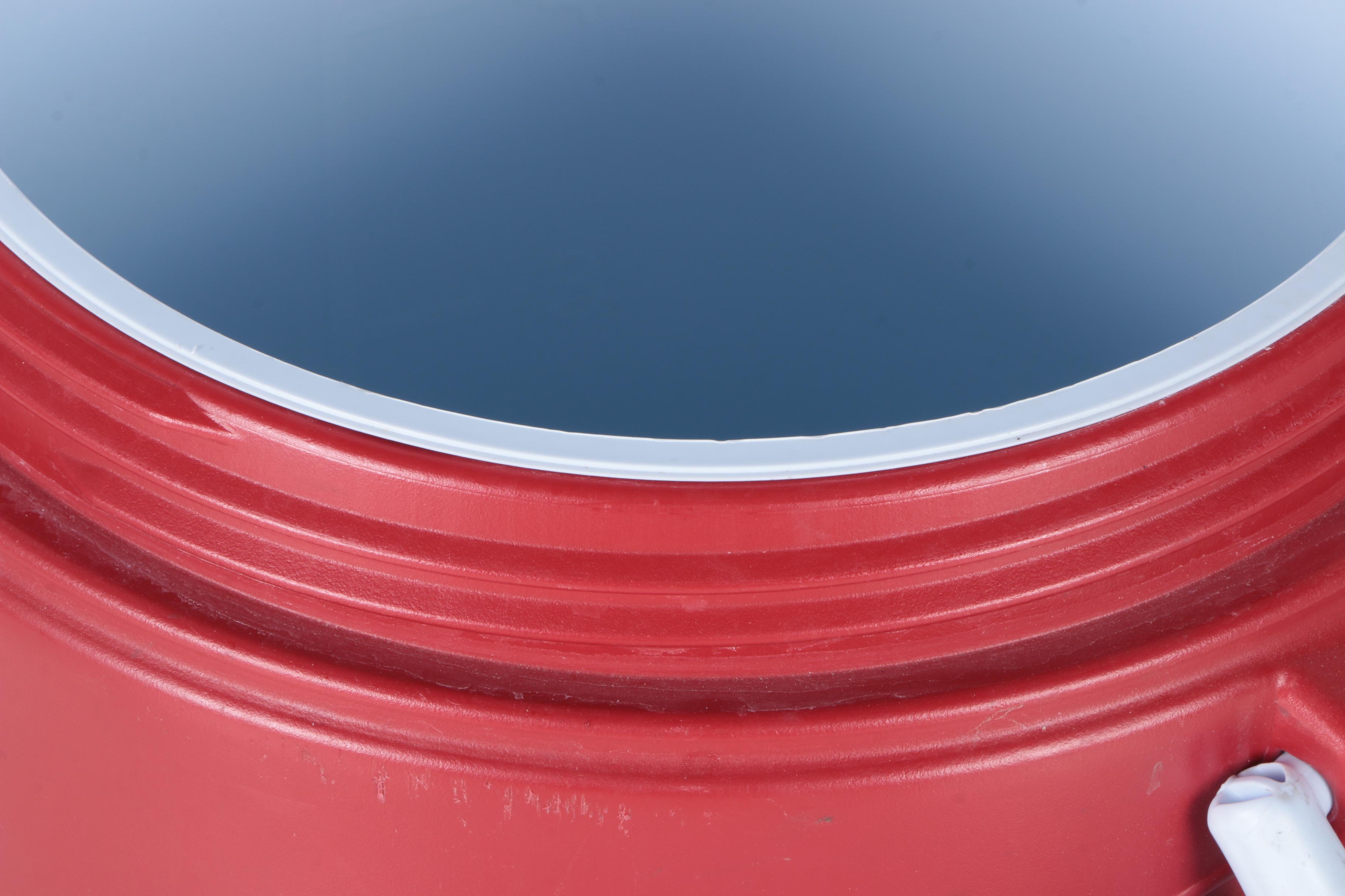 Rubbermaid Water Cooler with Cup Sleeve and Water Pitcher