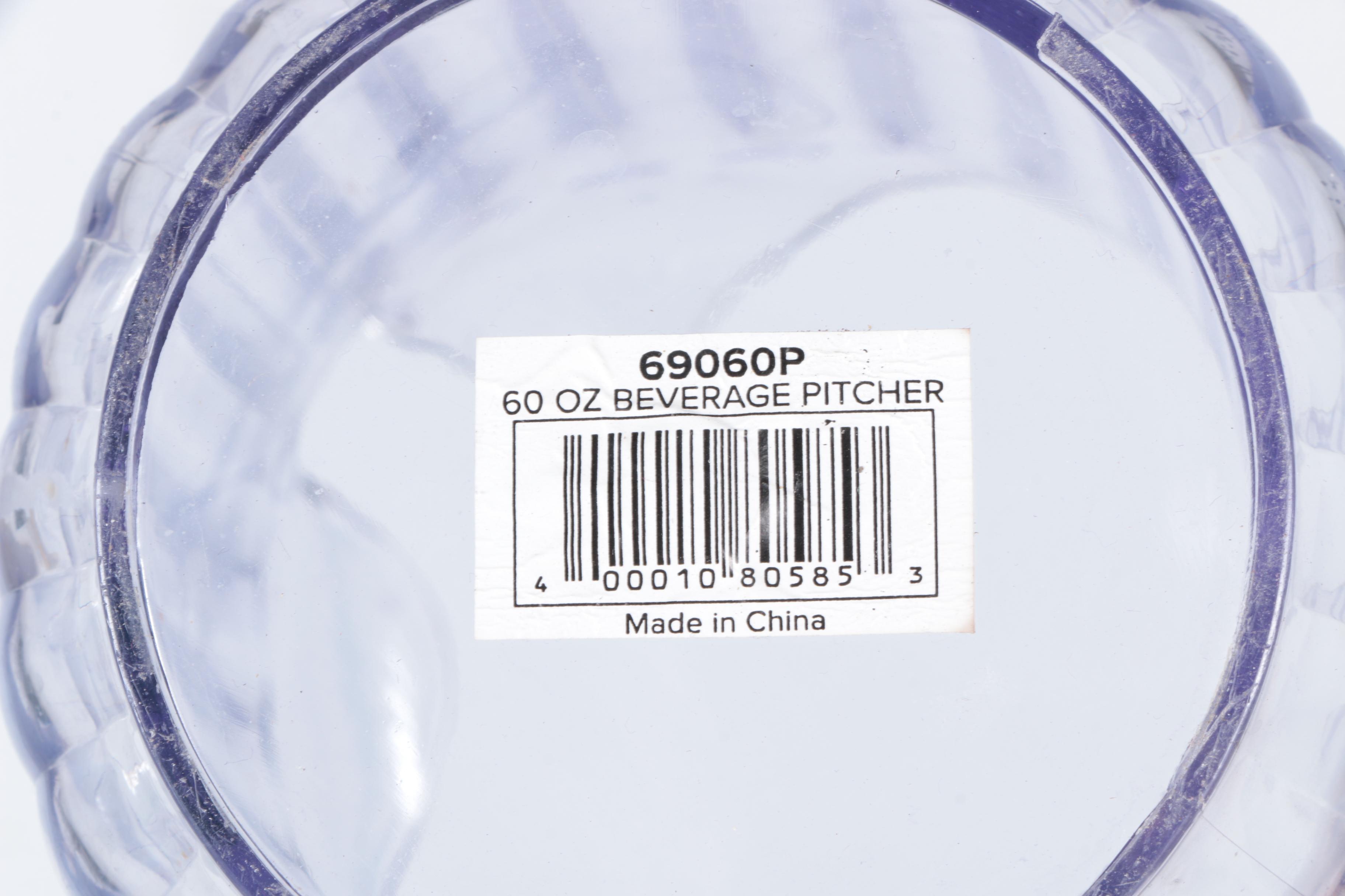 Rubbermaid Water Cooler with Cup Sleeve and Water Pitcher