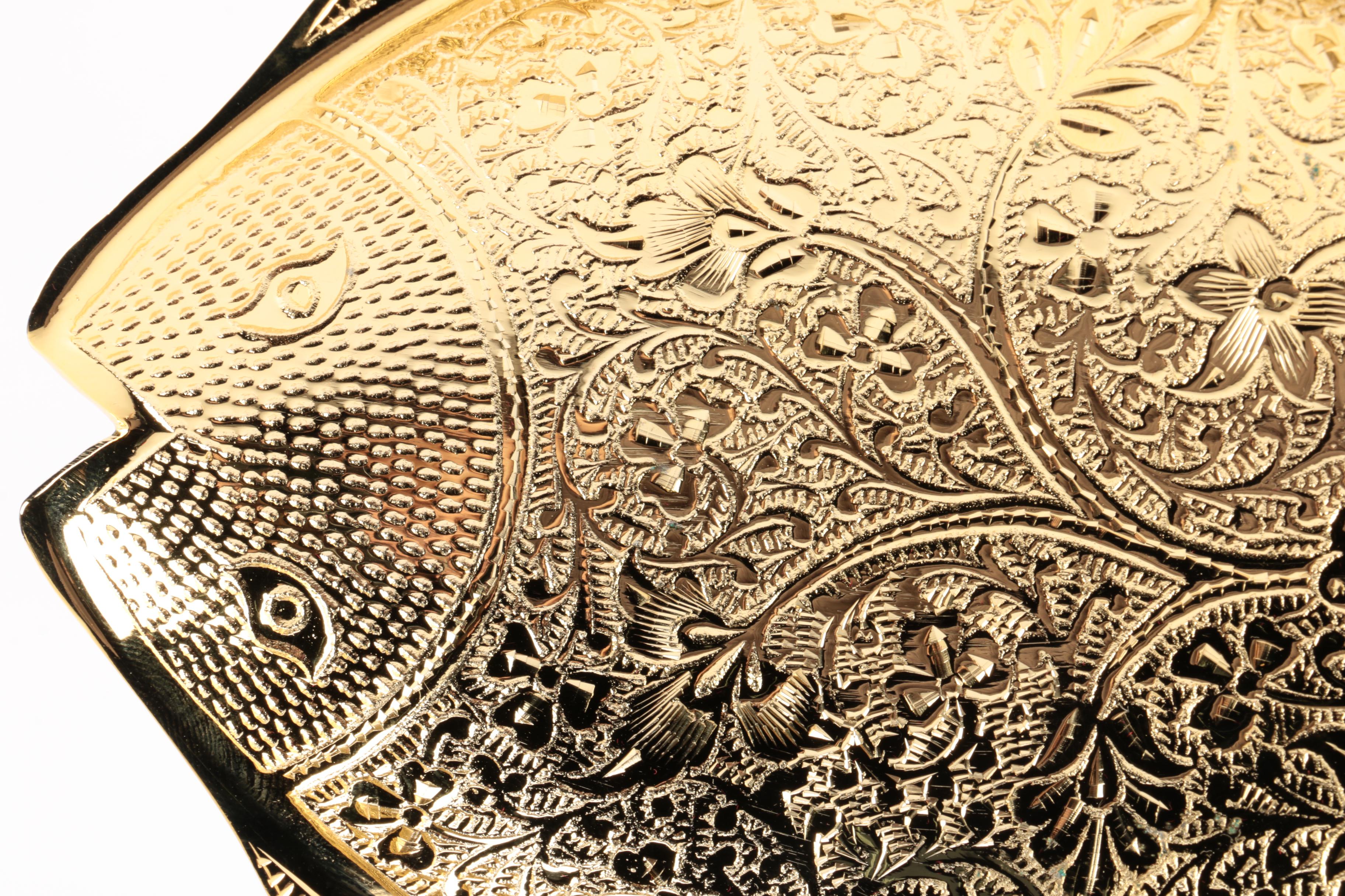 Moradabad in Uttar Pradesh, Indian 24K Gold-Plated Brass Fish Dish