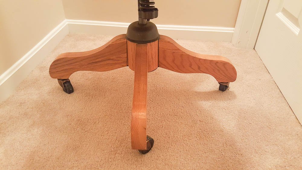 Windsor Style Desk Chair on Casters