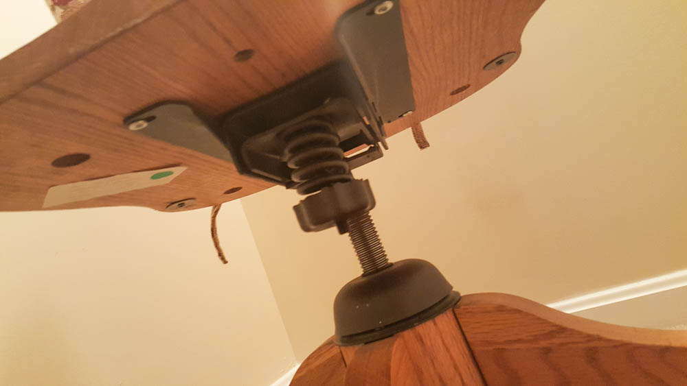 Windsor Style Desk Chair on Casters