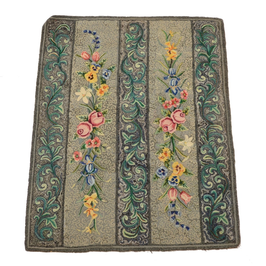 Contemporary Floral Hooked Area Rug