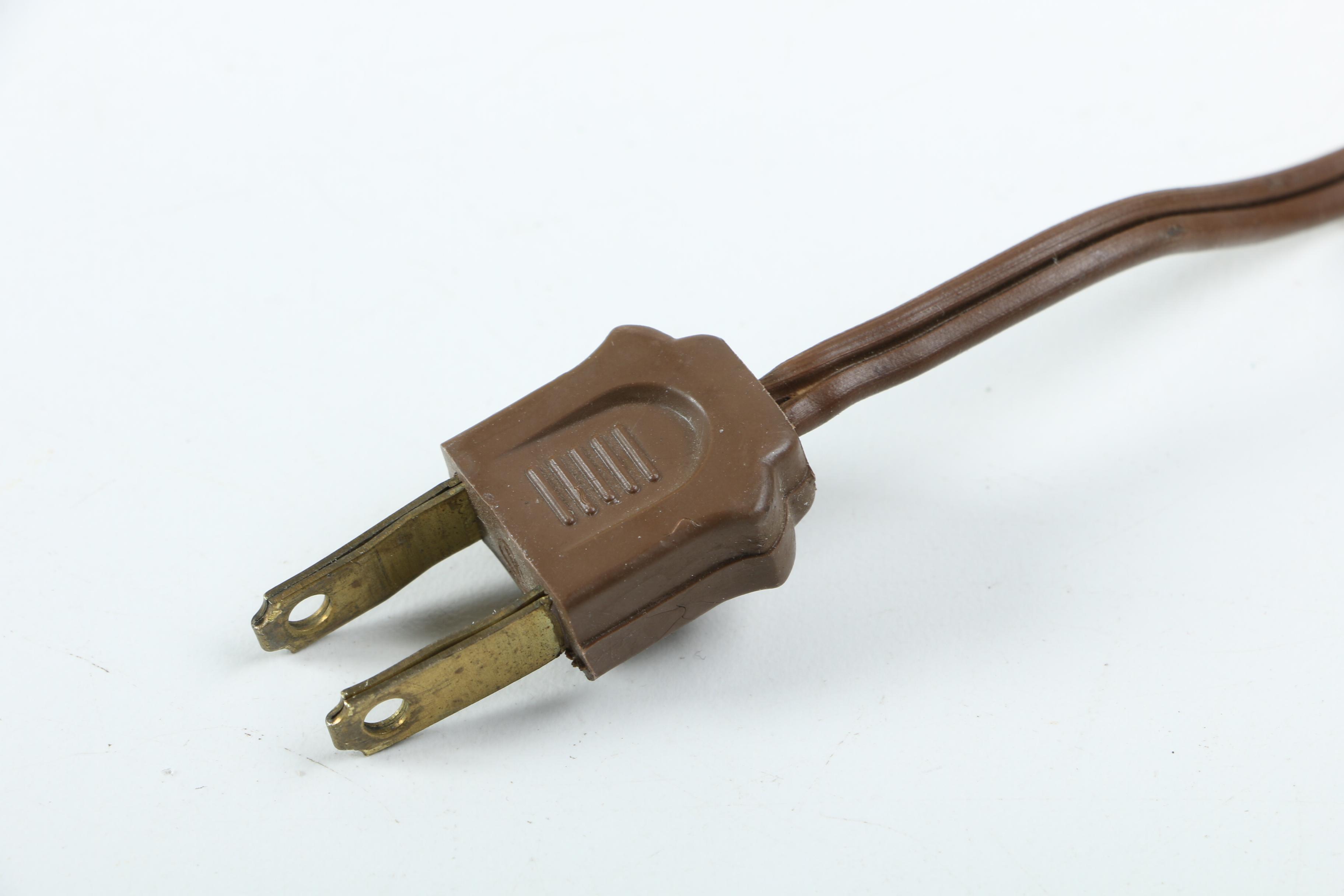 Vintage Ceramic Figural "Bourbon Street" Oil Lamp