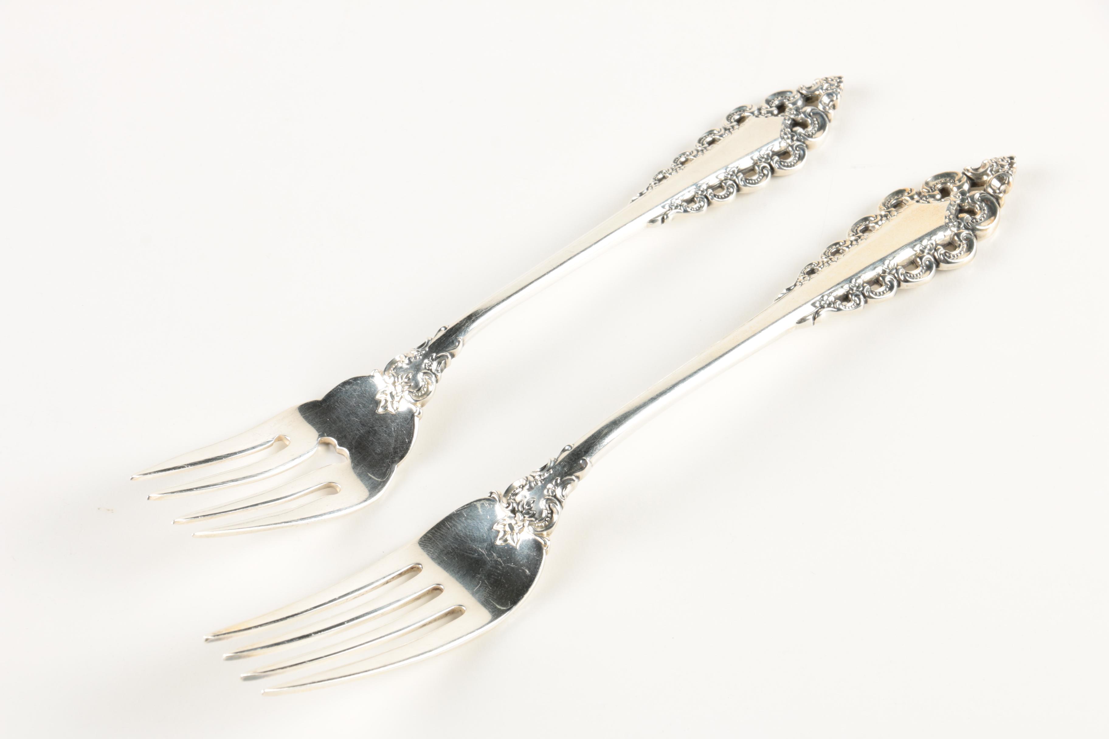 Lunt "Florentine Scroll" Sterling Silver Flatware Set
