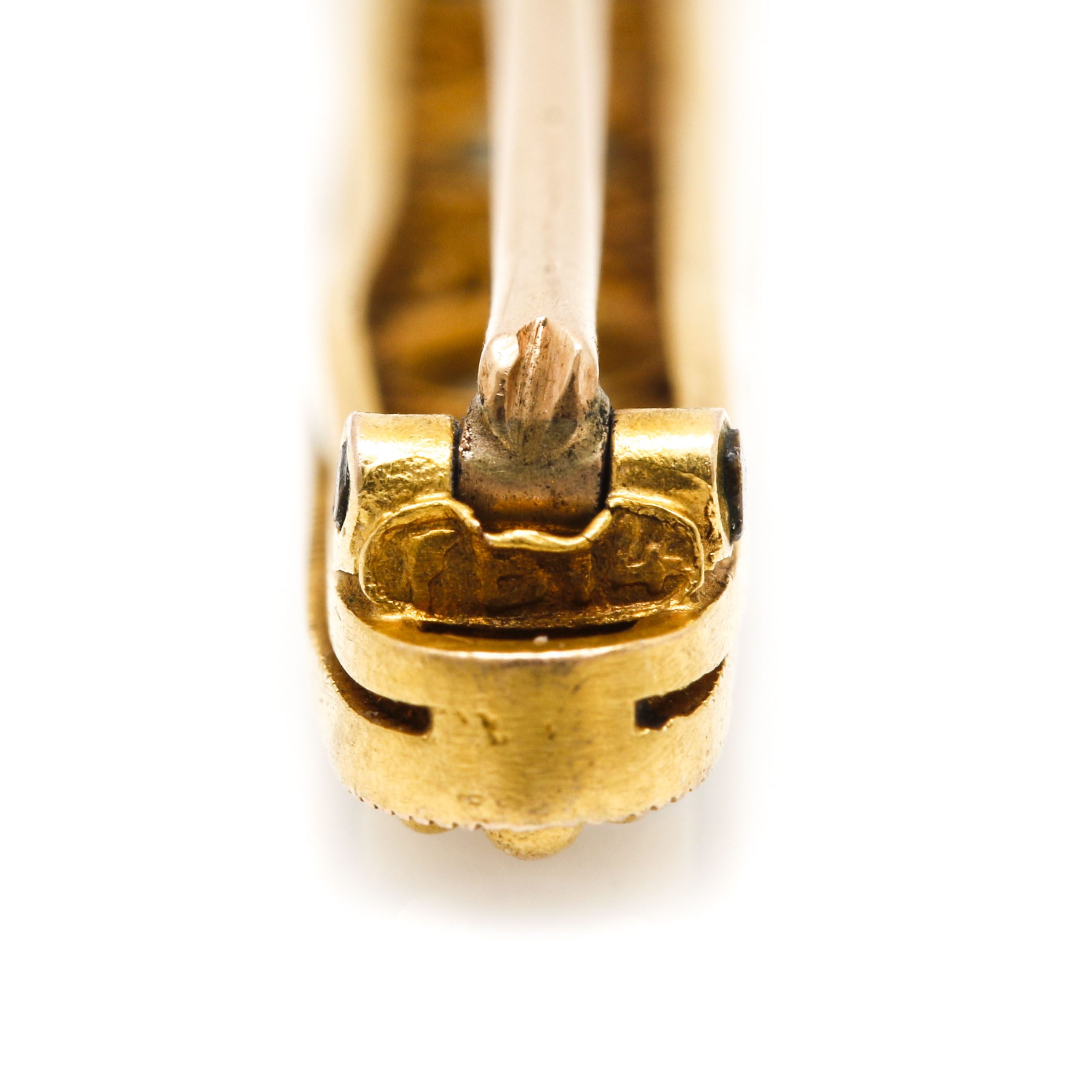 14K Yellow Gold Aquamarine Bar Brooch