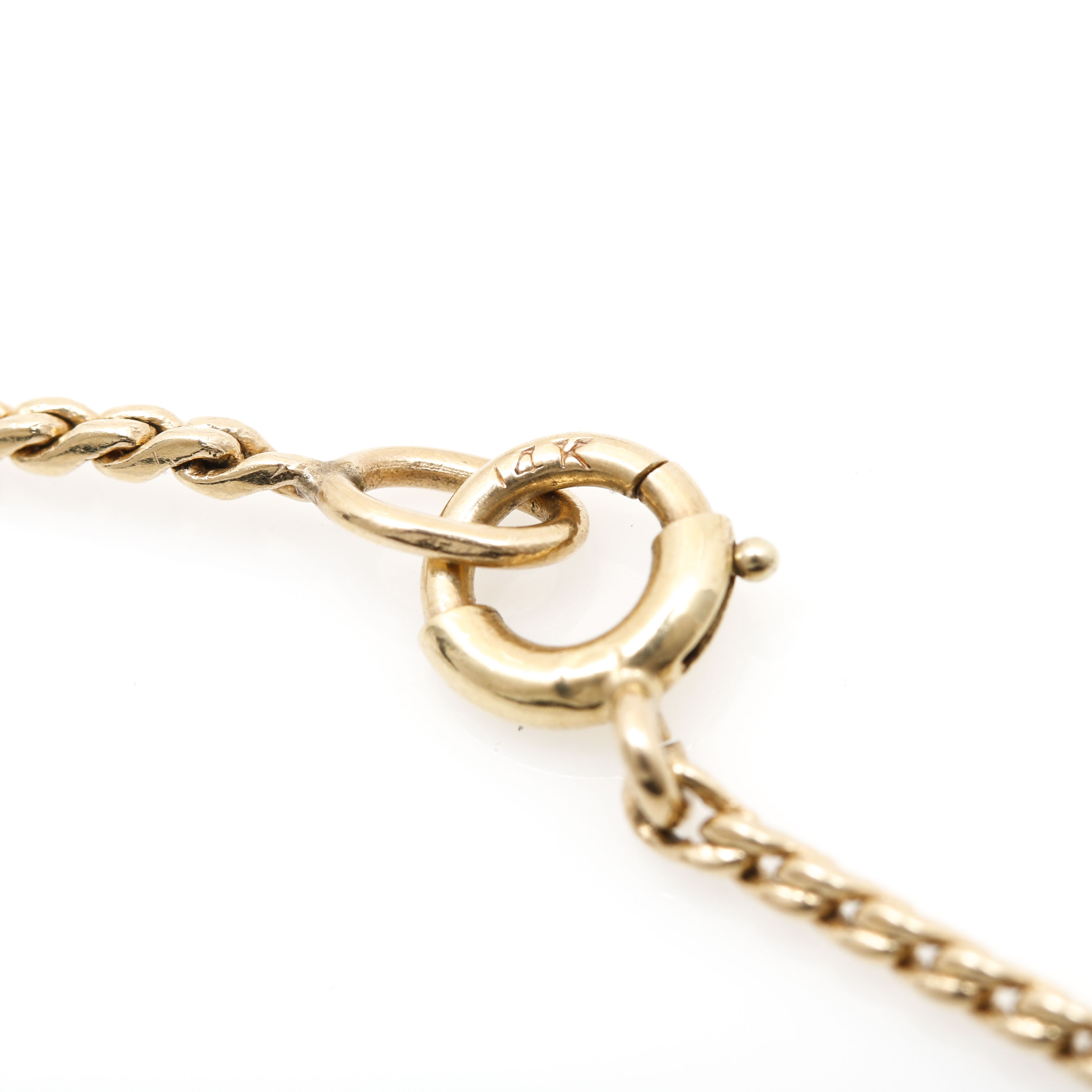 14K Yellow Gold Diamond and Amethyst Floral Necklace