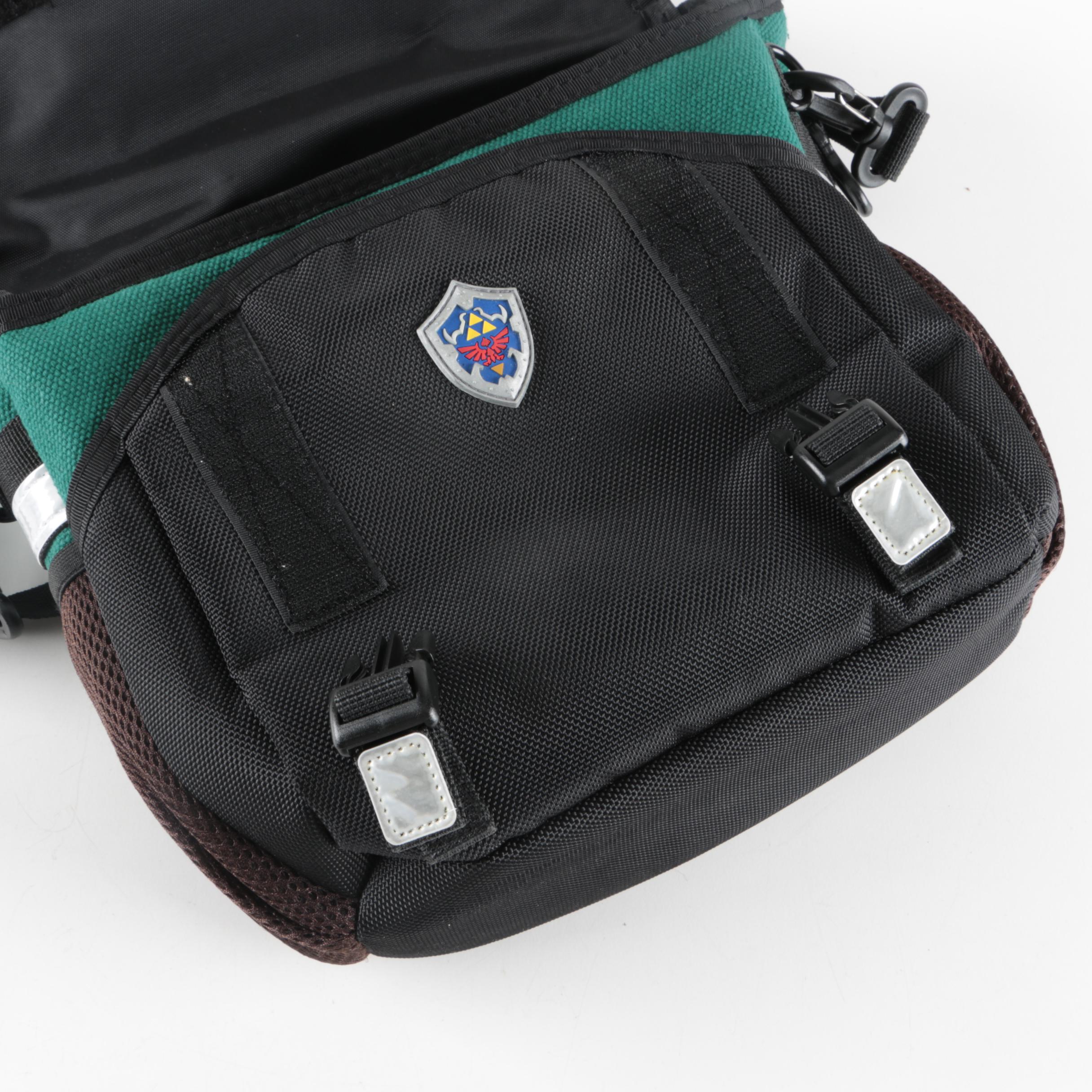 Link "Legend of Zelda" Nintendo Wii Carrying Case