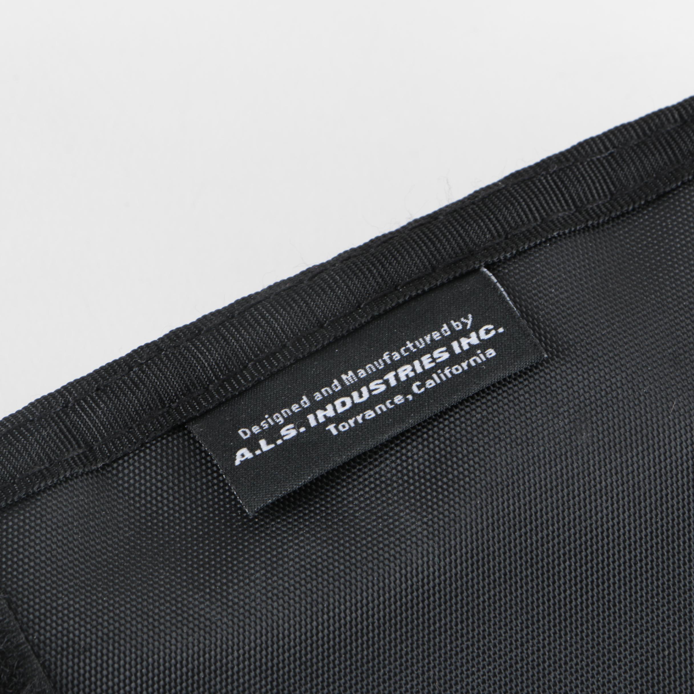 Link "Legend of Zelda" Nintendo Wii Carrying Case