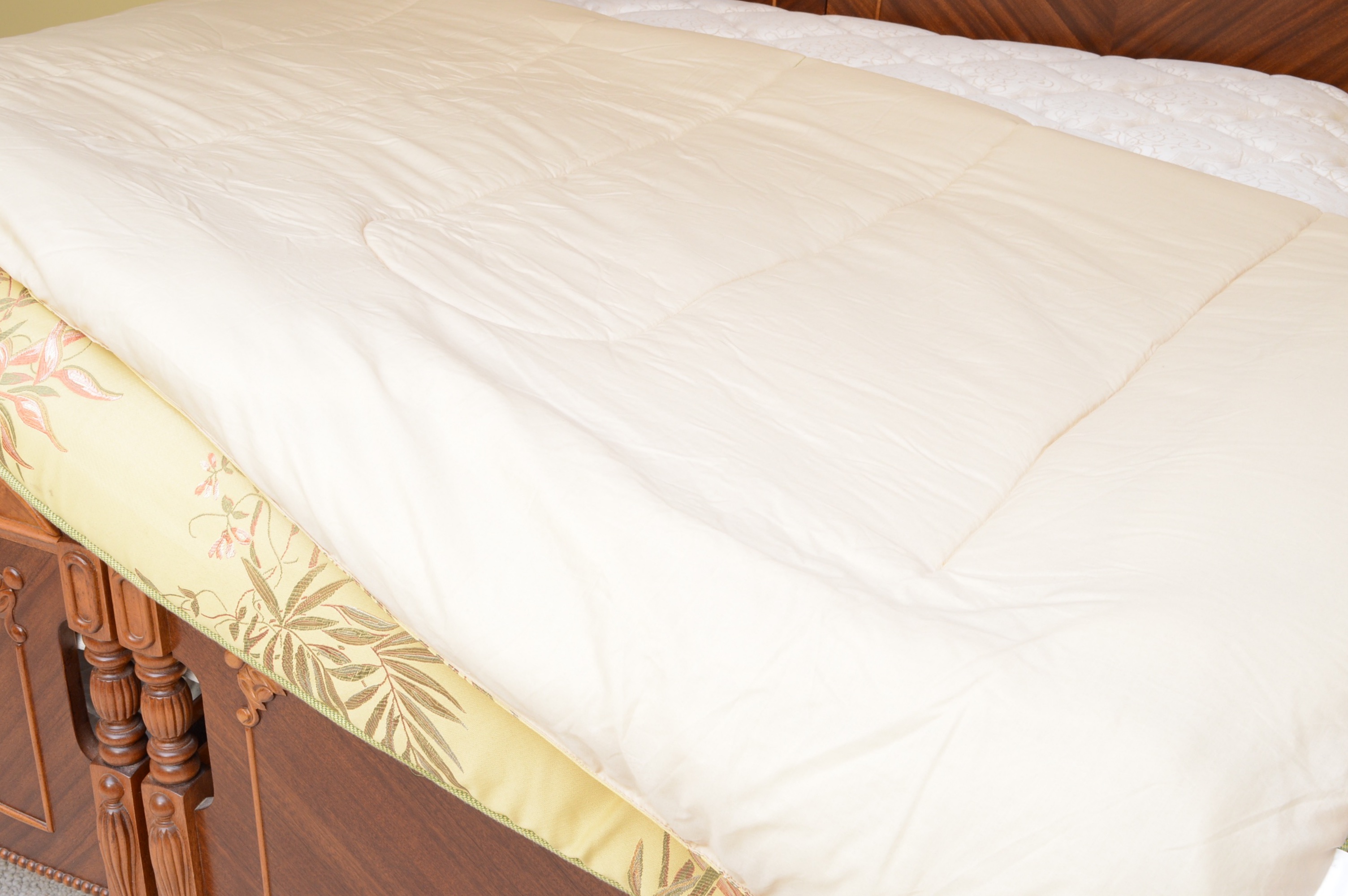 1940's Twin Bed Frames with King Mattress