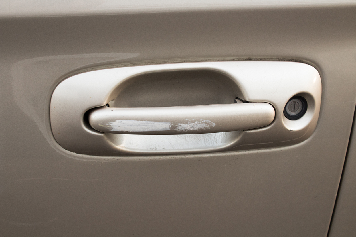 2005 Chrysler Town and Country Touring Minivan