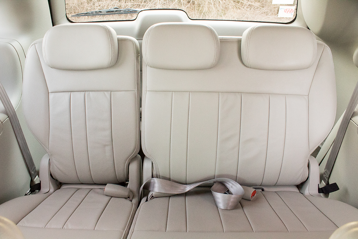 2005 Chrysler Town and Country Touring Minivan