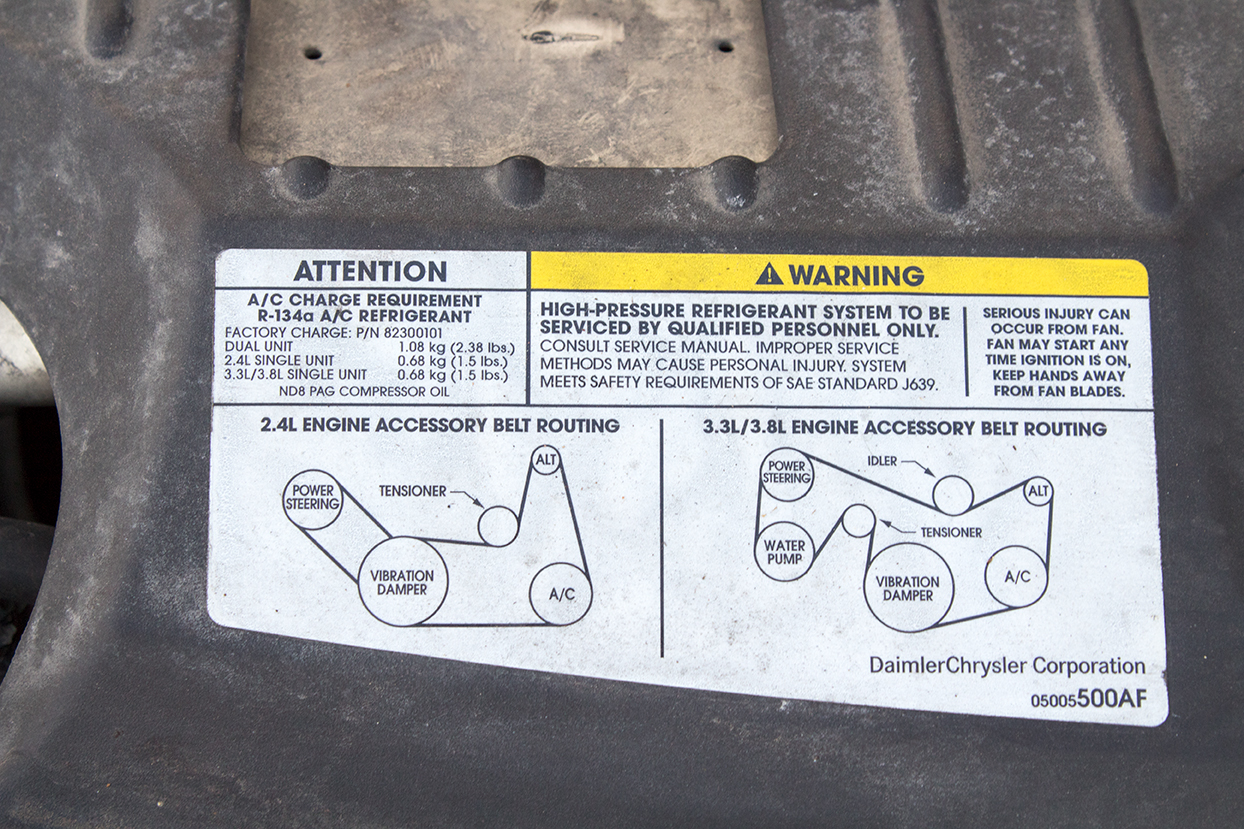 2005 Chrysler Town and Country Touring Minivan