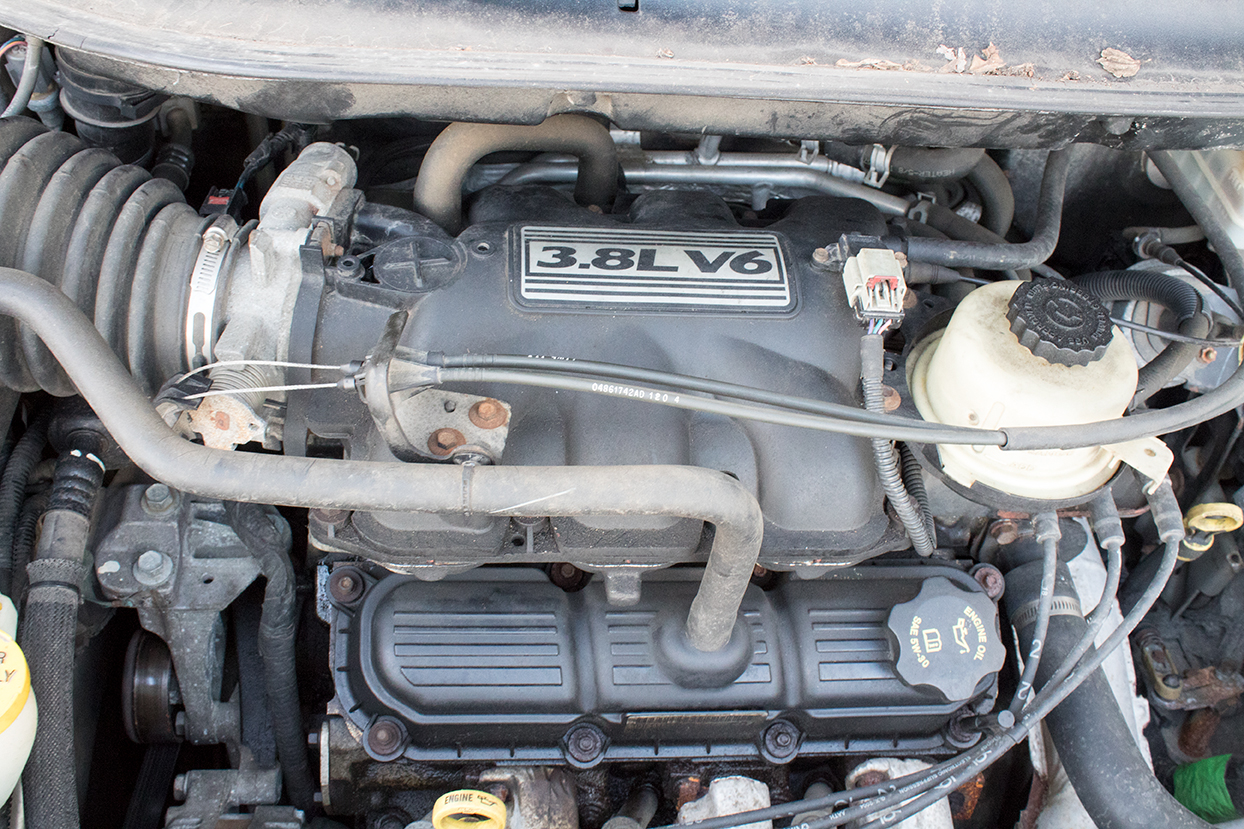 2005 Chrysler Town and Country Touring Minivan