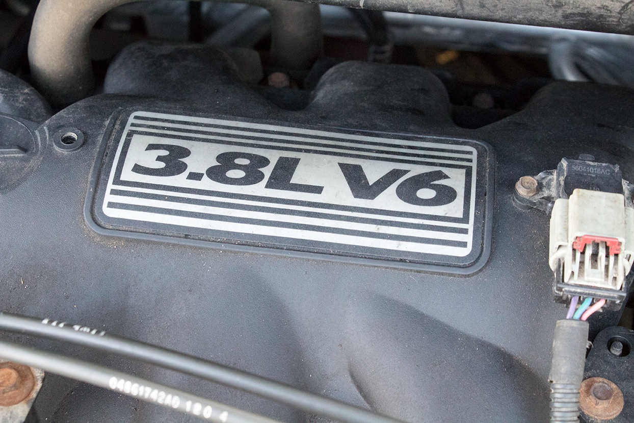 2005 Chrysler Town and Country Touring Minivan