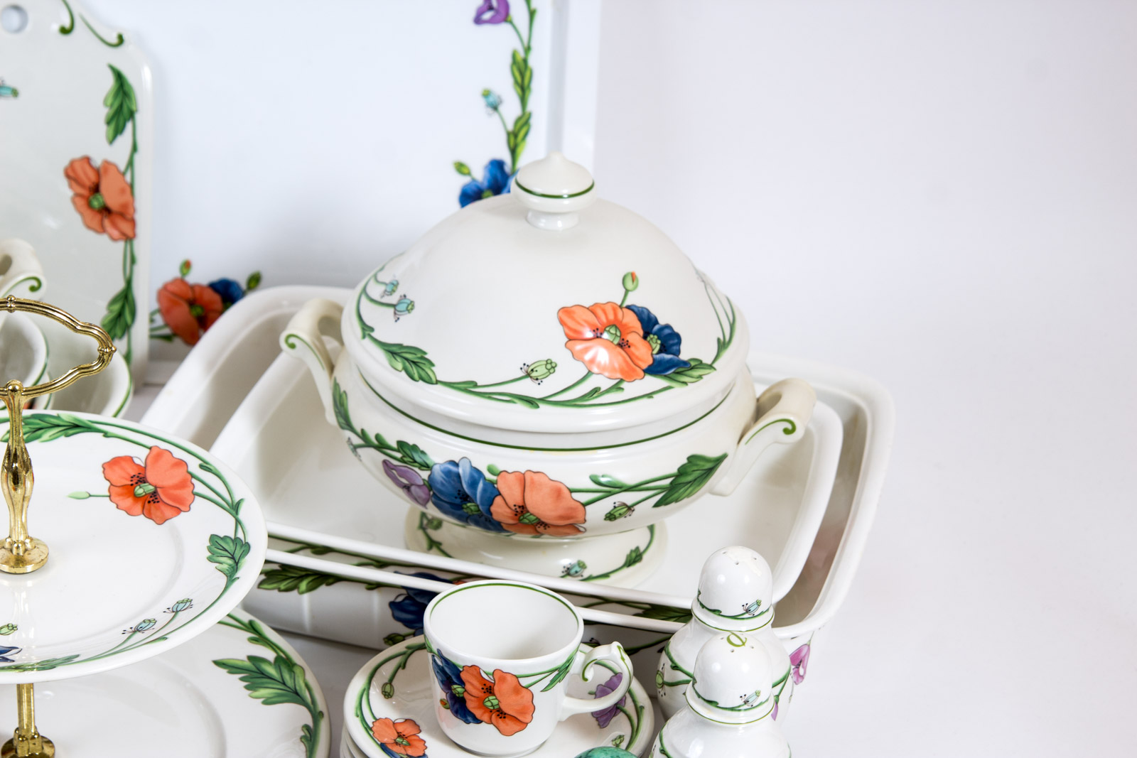 Villeroy & Boch 'Amapola' Tableware