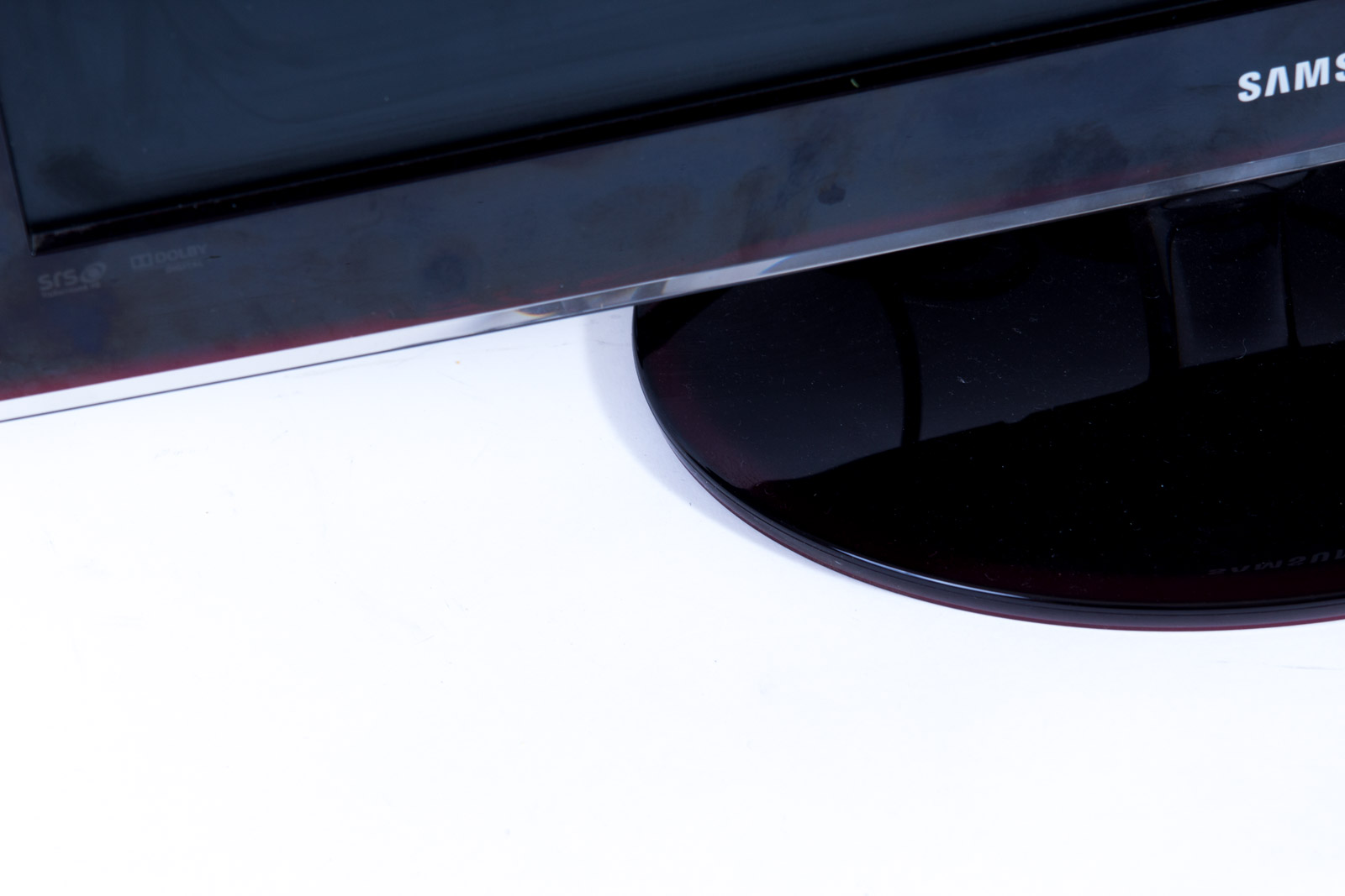 Samsung SyncMaster P2770HD Television