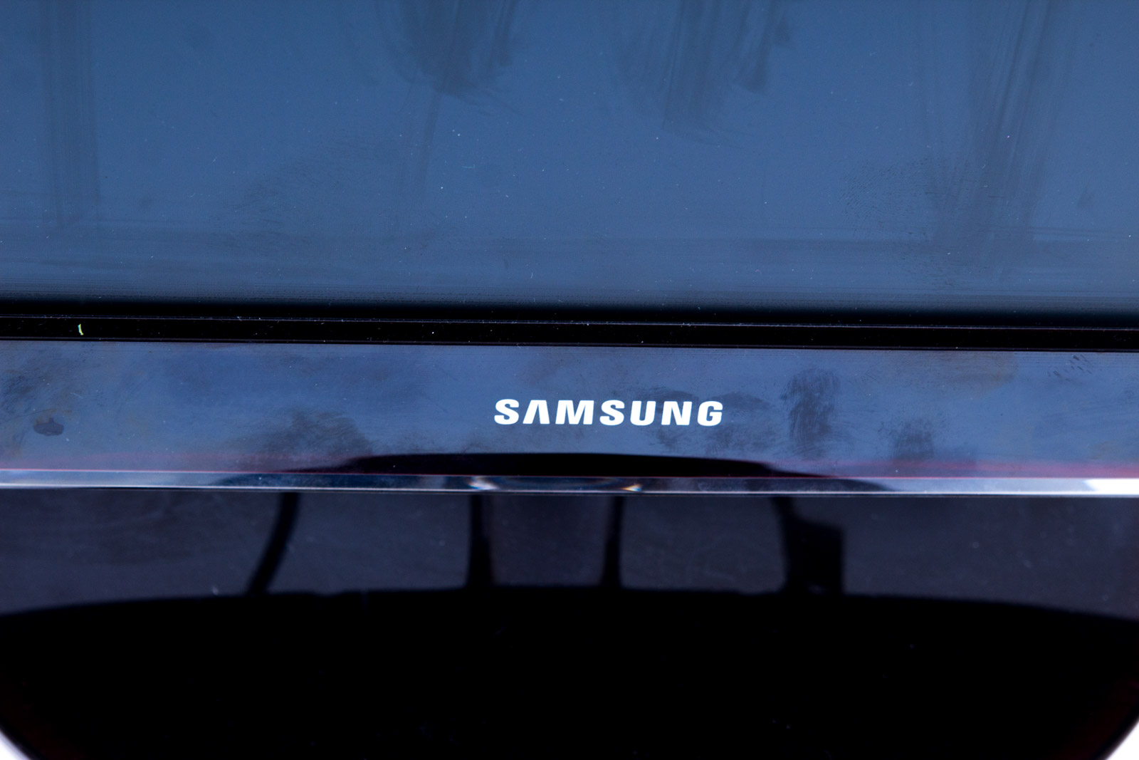 Samsung SyncMaster P2770HD Television