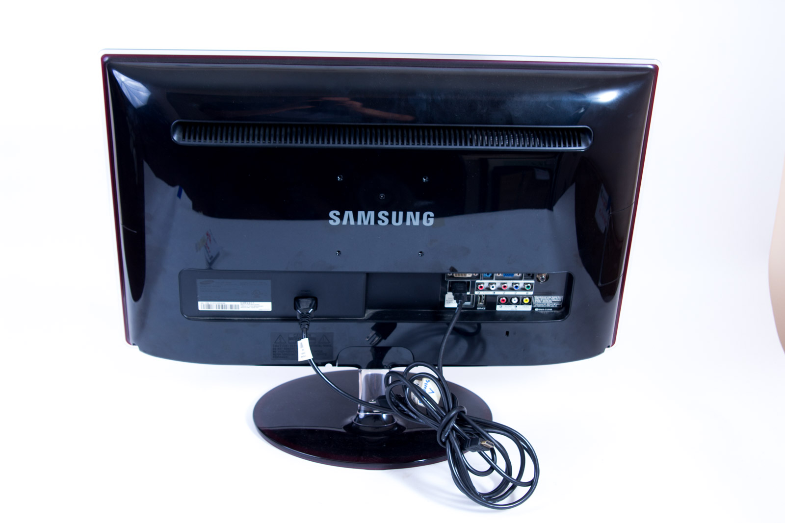 Samsung SyncMaster P2770HD Television