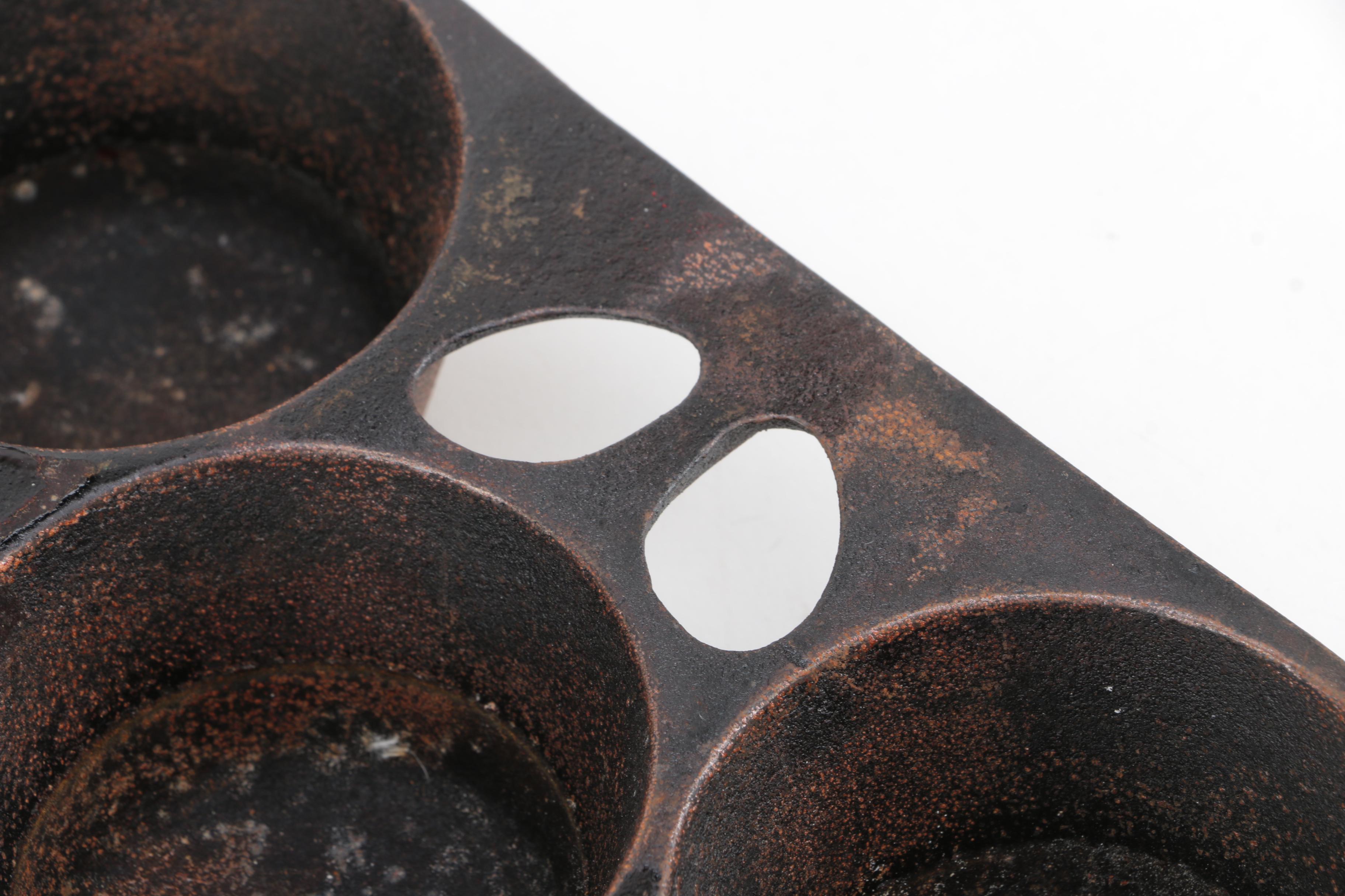 Cast Iron Muffin Pan