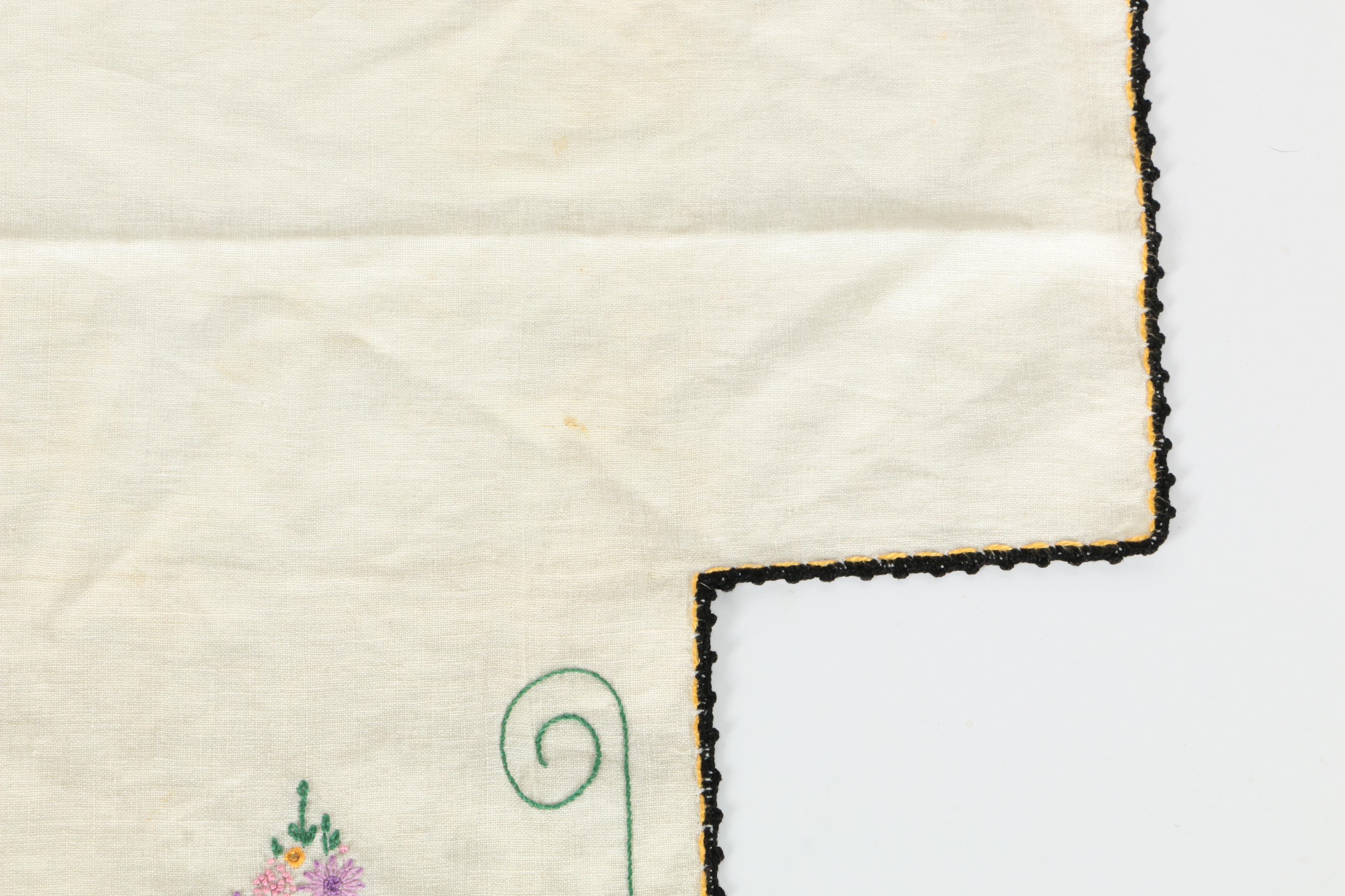 Hand Embroidered Tablecloth Storage Cloth