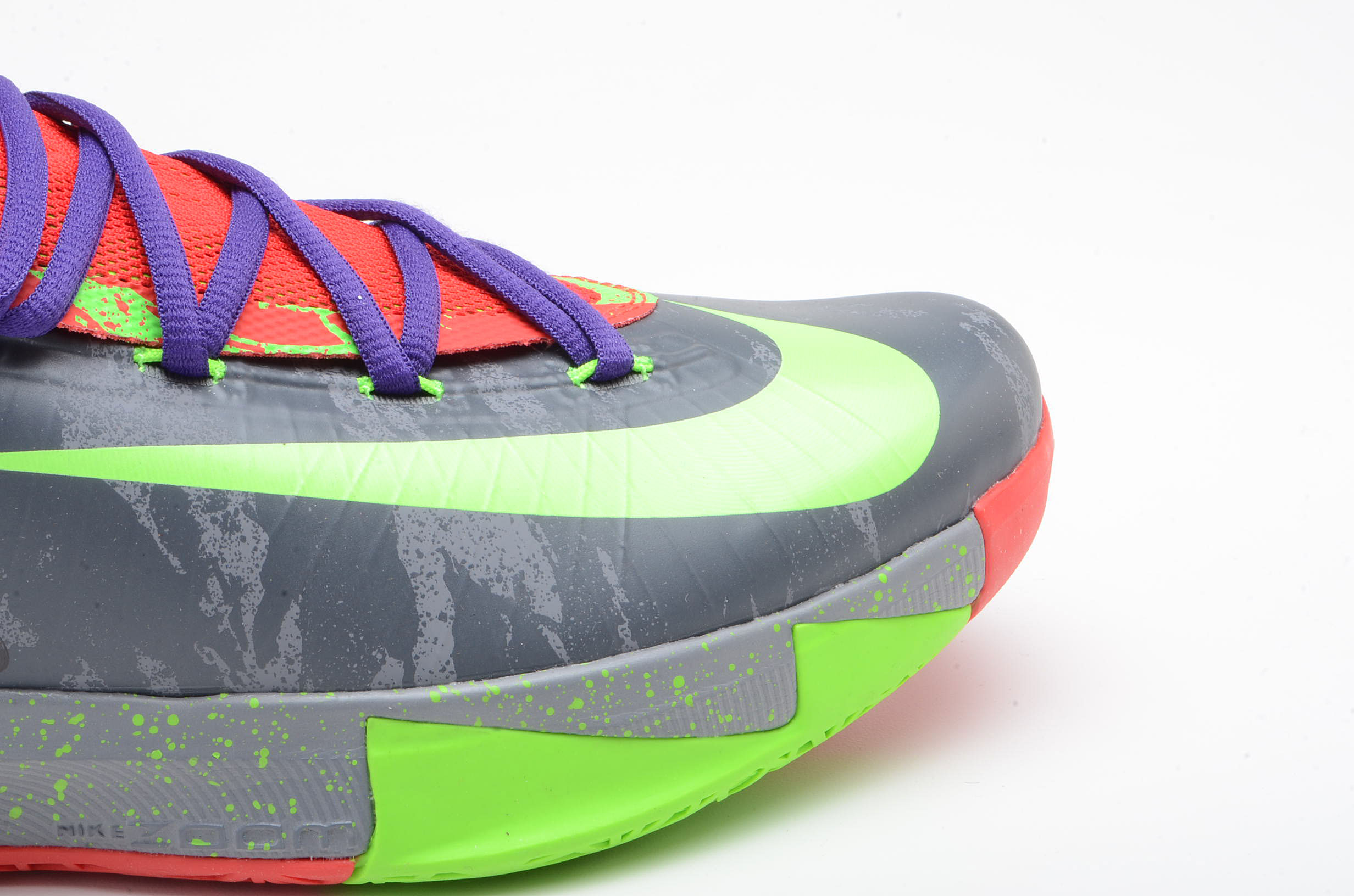 Kevin Durant Signed Nike Shoe  COA